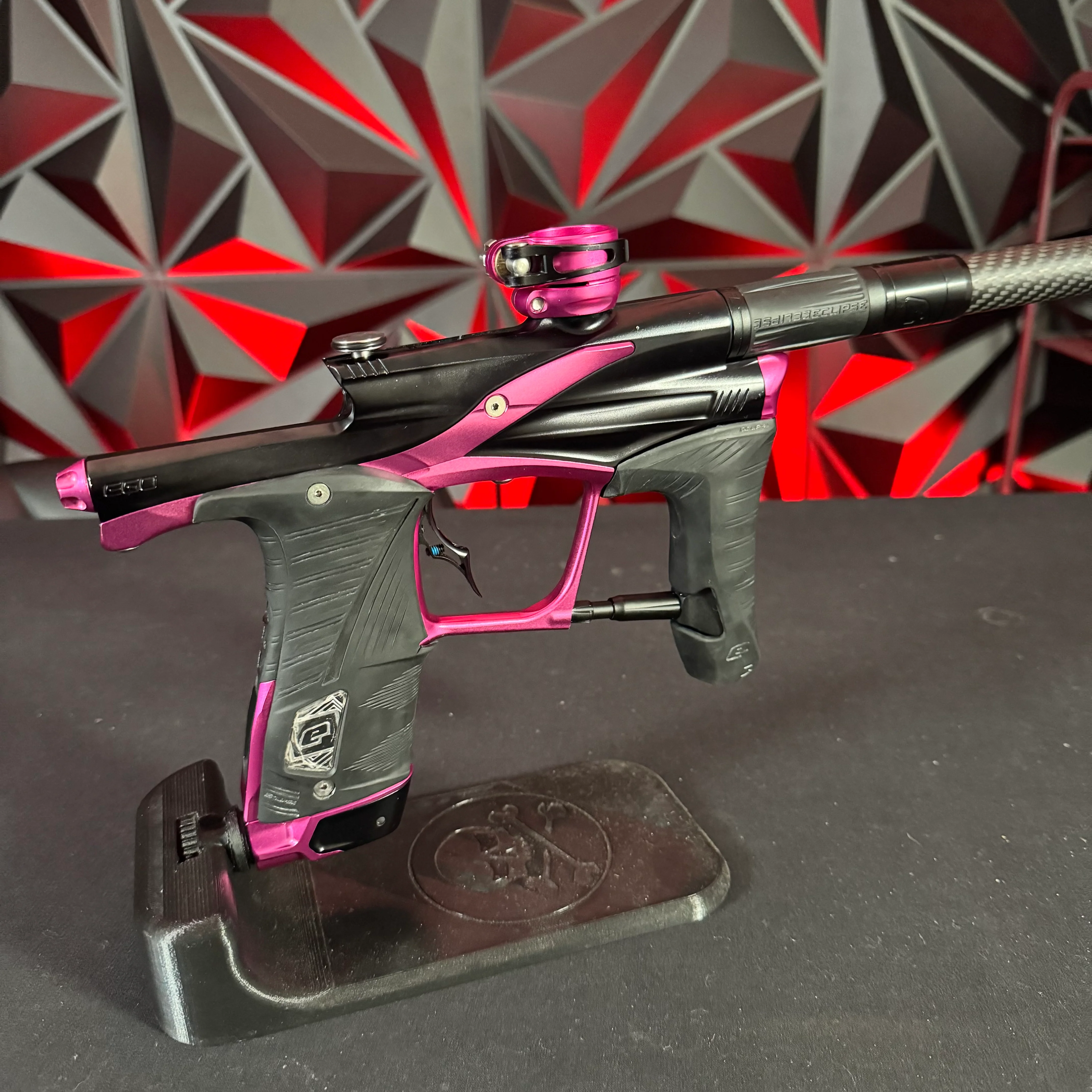 Used Planet Eclipse LV1.6 Paintball Gun - Black/Pink w/Infamous Deuce Trigger - Image 2
