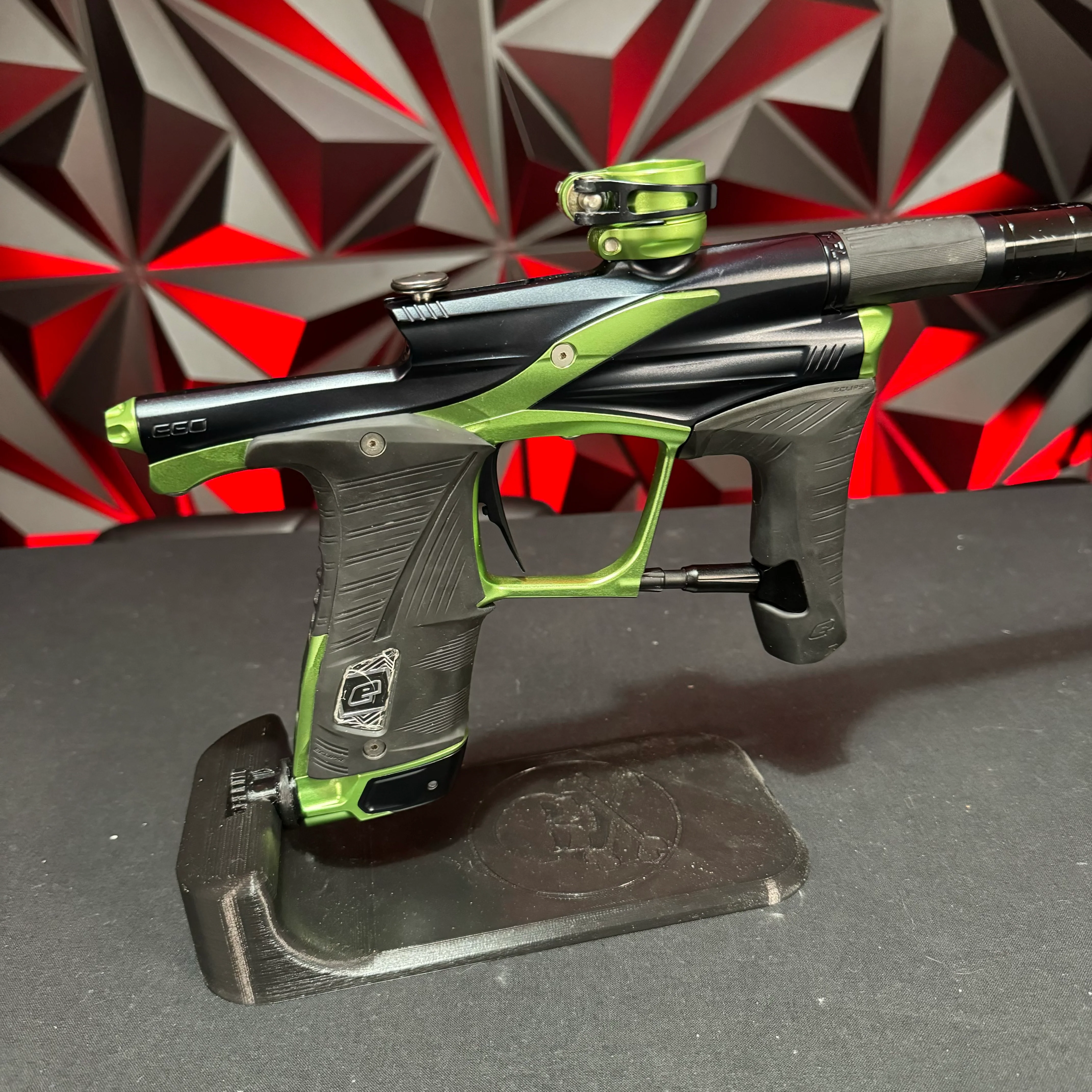 Used Planet Eclipse Lv1.6 Paintball Gun - Emerald w/ 2 FL Backs - Image 2