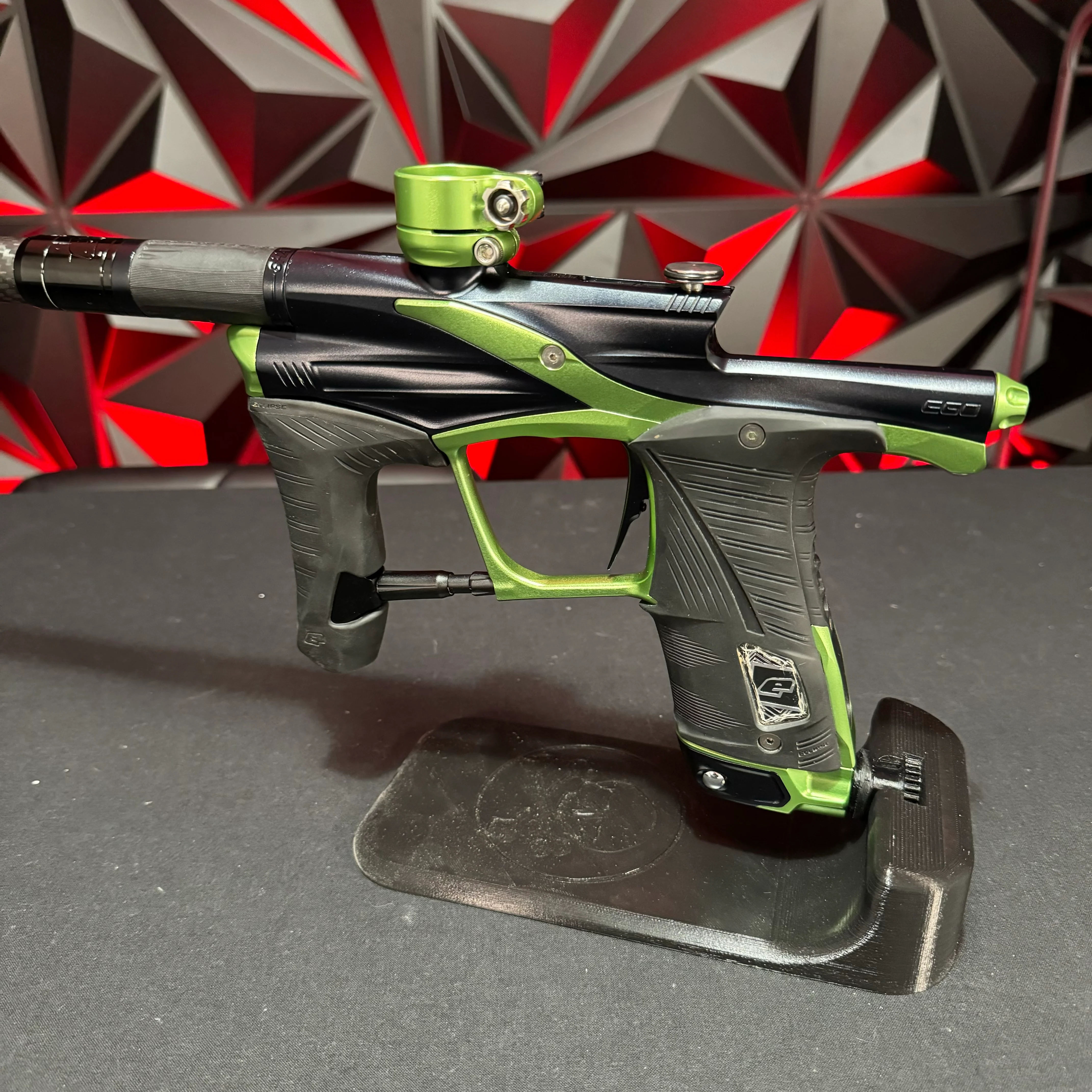 Used Planet Eclipse Lv1.6 Paintball Gun - Emerald w/ 2 FL Backs - Image 3