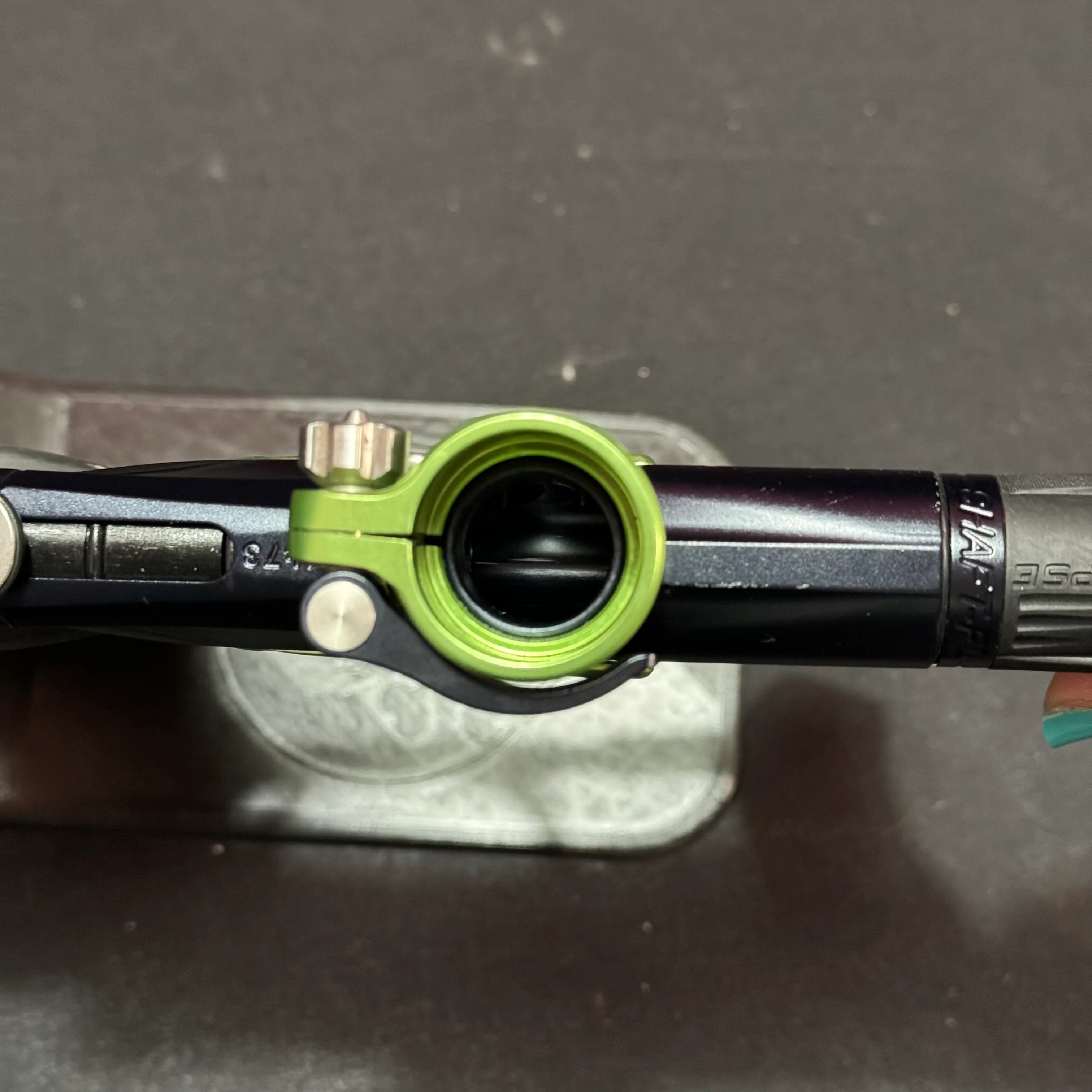 Used Planet Eclipse Lv1.6 Paintball Gun - Emerald w/ 2 FL Backs - Image 9