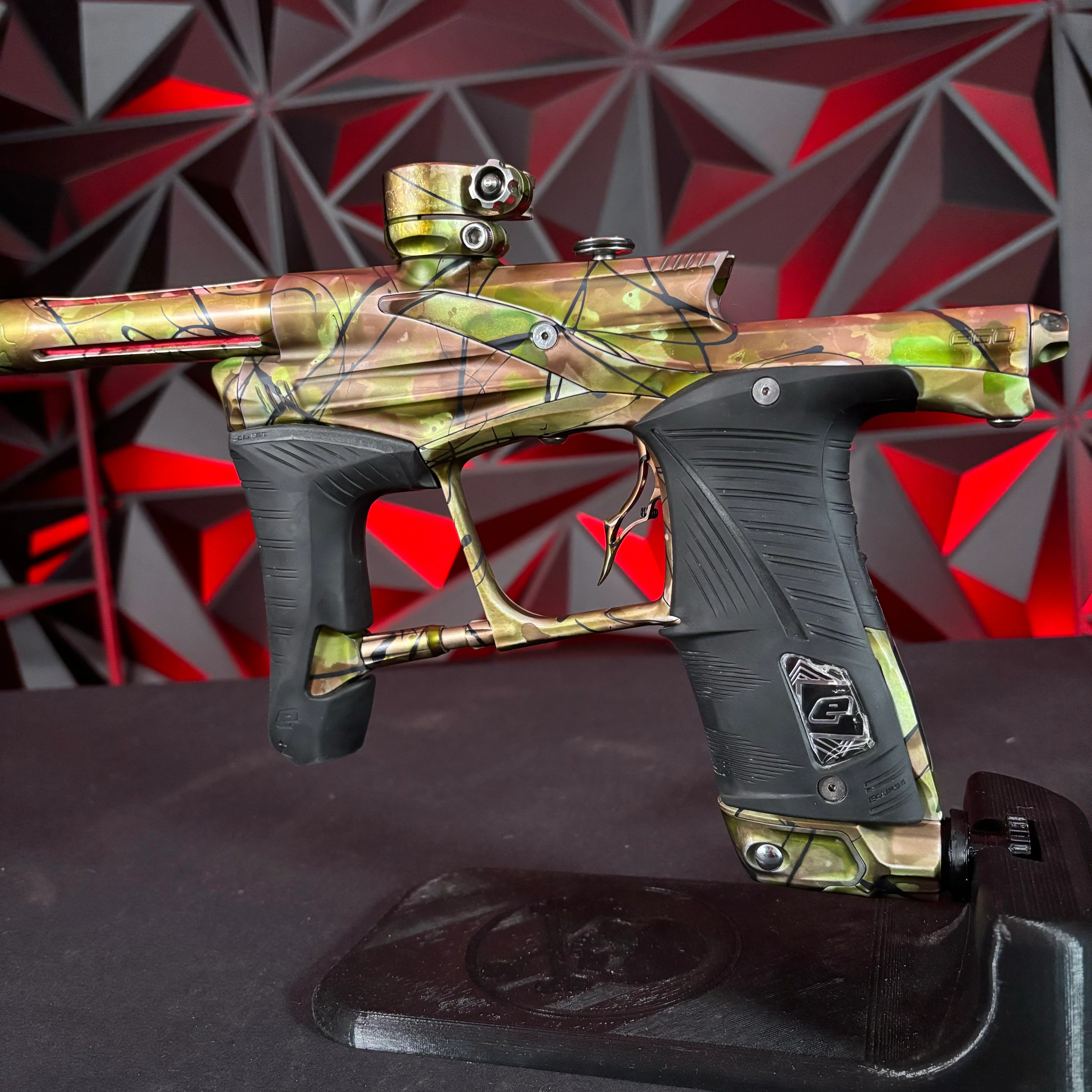 Used Planet Eclipse LV1.6 Paintball Gun - LE Pooty Camo Splash - Image 3
