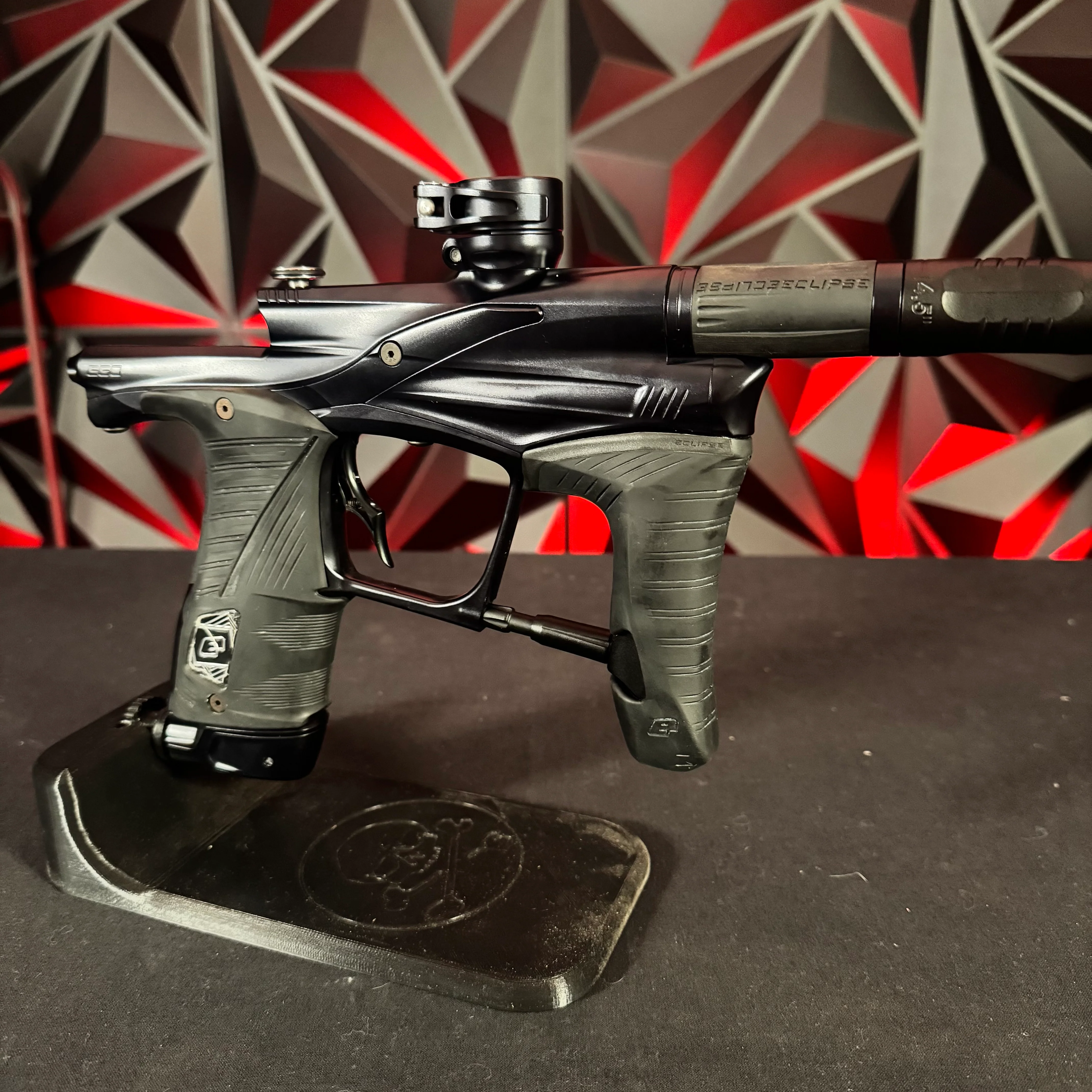 Used Planet Eclipse LV1.6 Paintball Gun - Midnight w/ Infamous Deuce Trigger - Image 4
