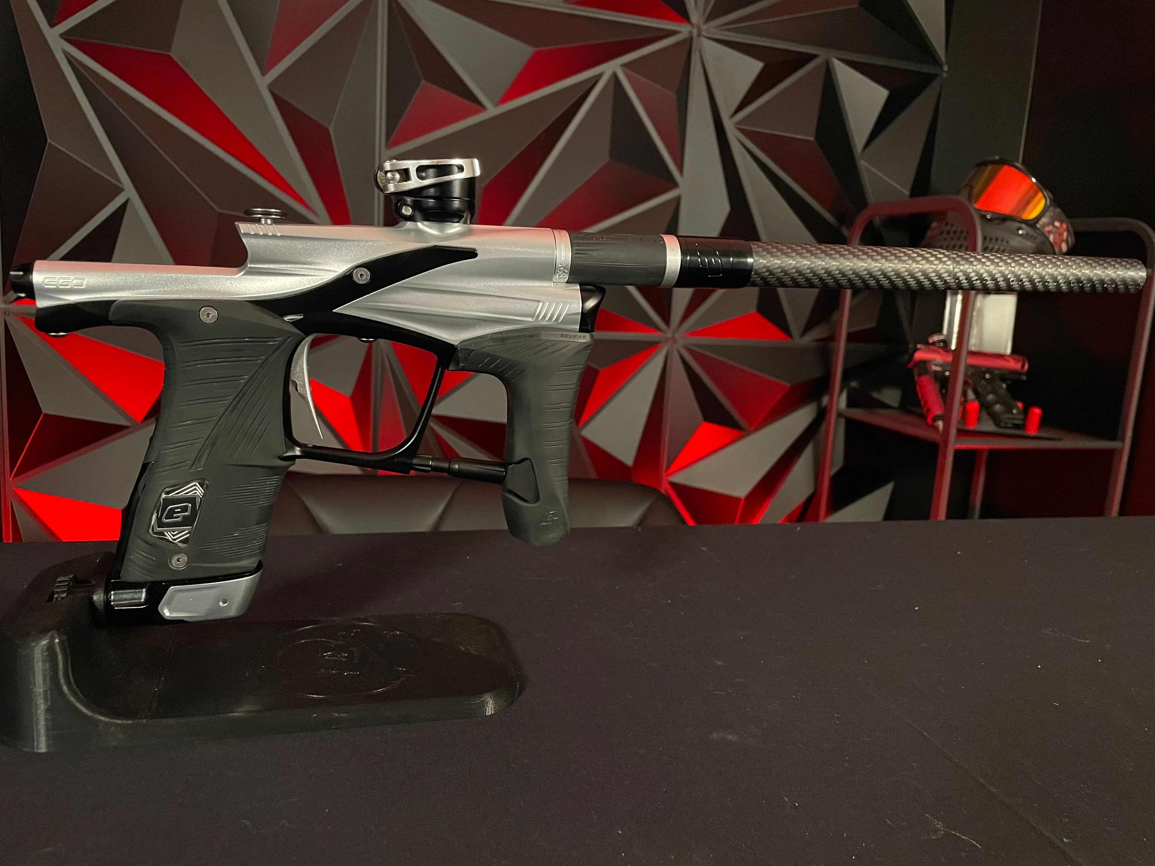 Used Planet Eclipse LV1.6 Paintball Gun - Silver/Black w/ Full FL Kit - Image 5