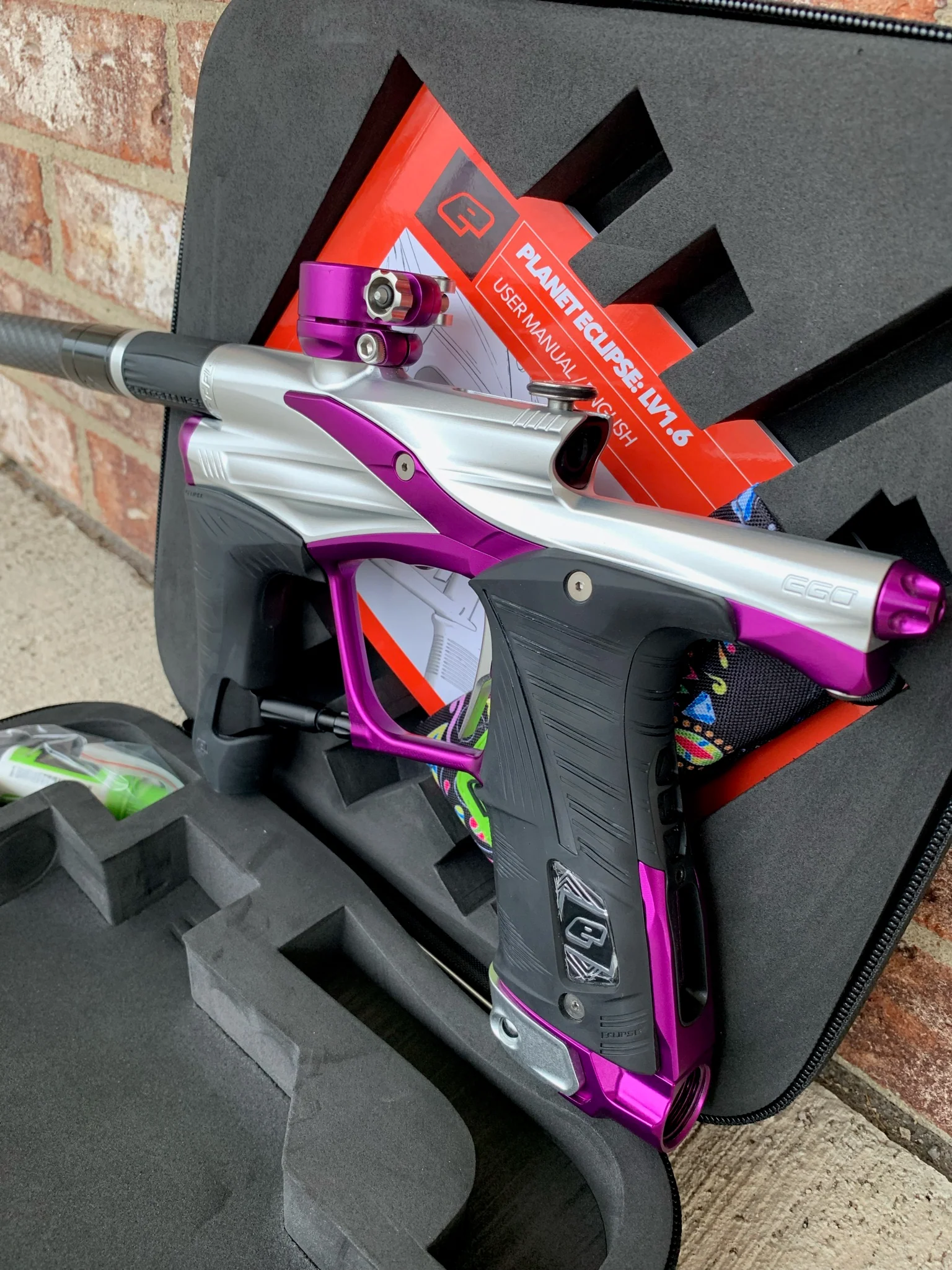 Used Planet Eclipse Lv1.6 Paintball Gun - Silver / Purple - Image 2