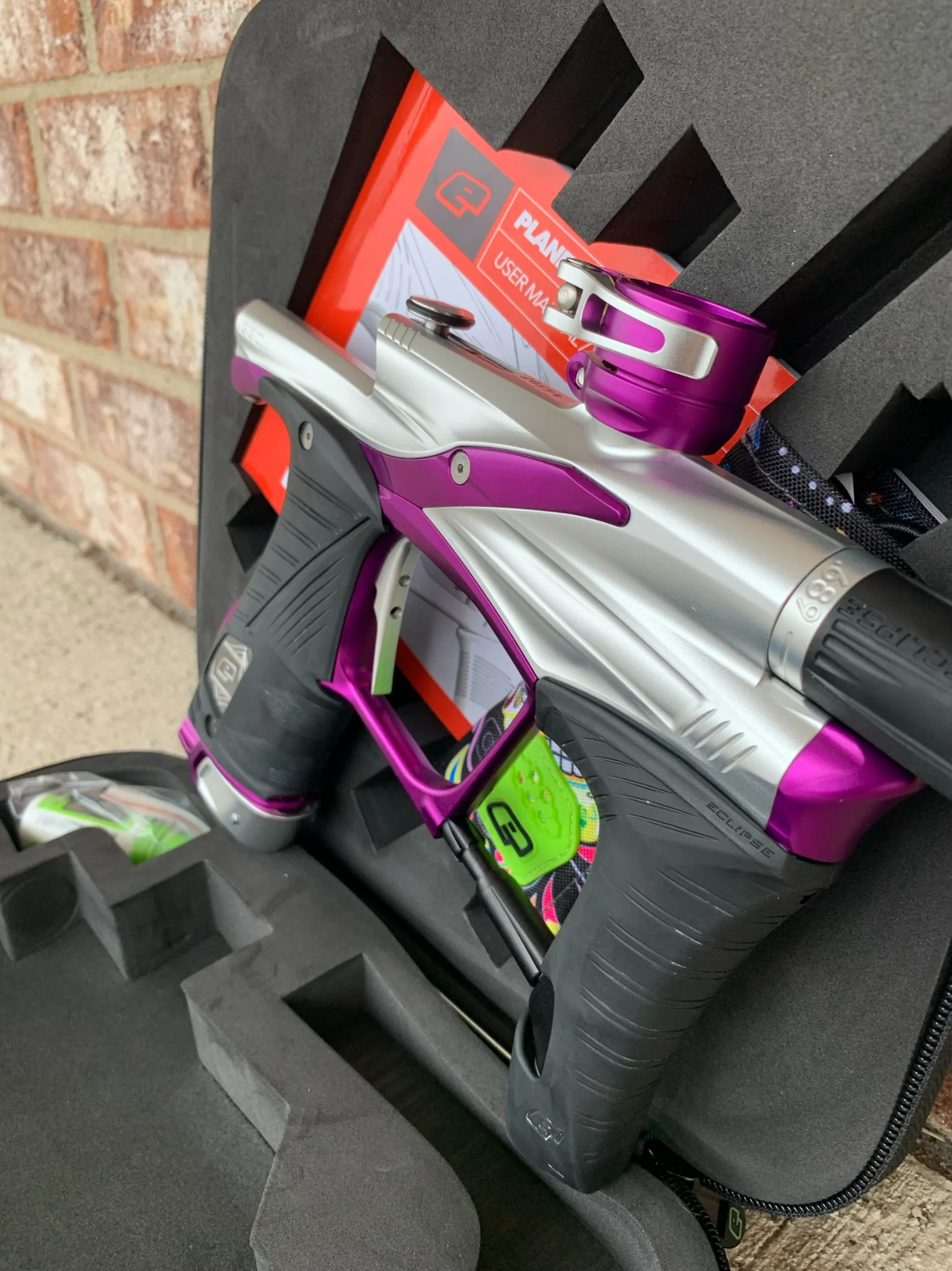 Used Planet Eclipse Lv1.6 Paintball Gun - Silver / Purple - Image 3