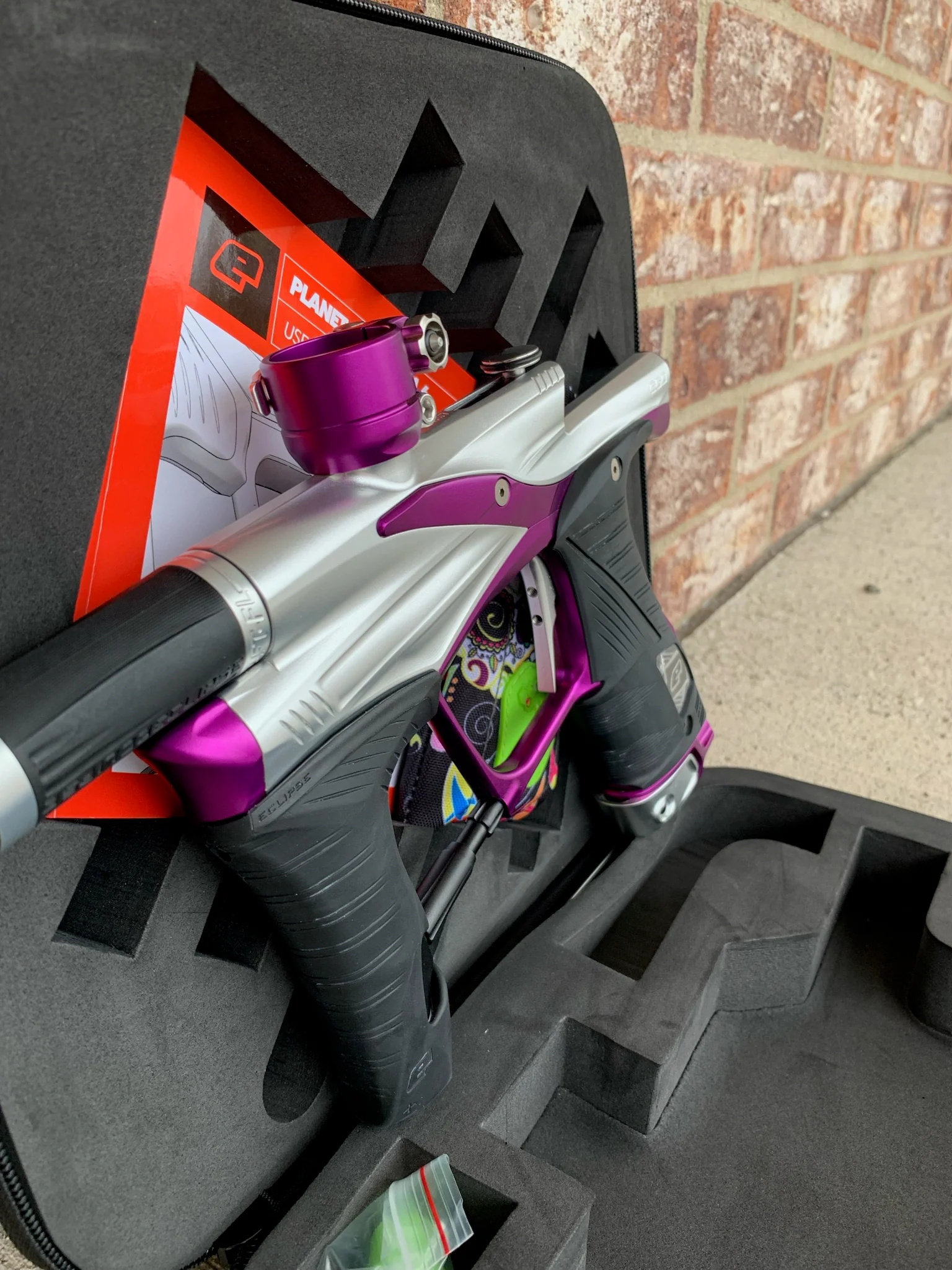 Used Planet Eclipse Lv1.6 Paintball Gun - Silver / Purple - Image 4
