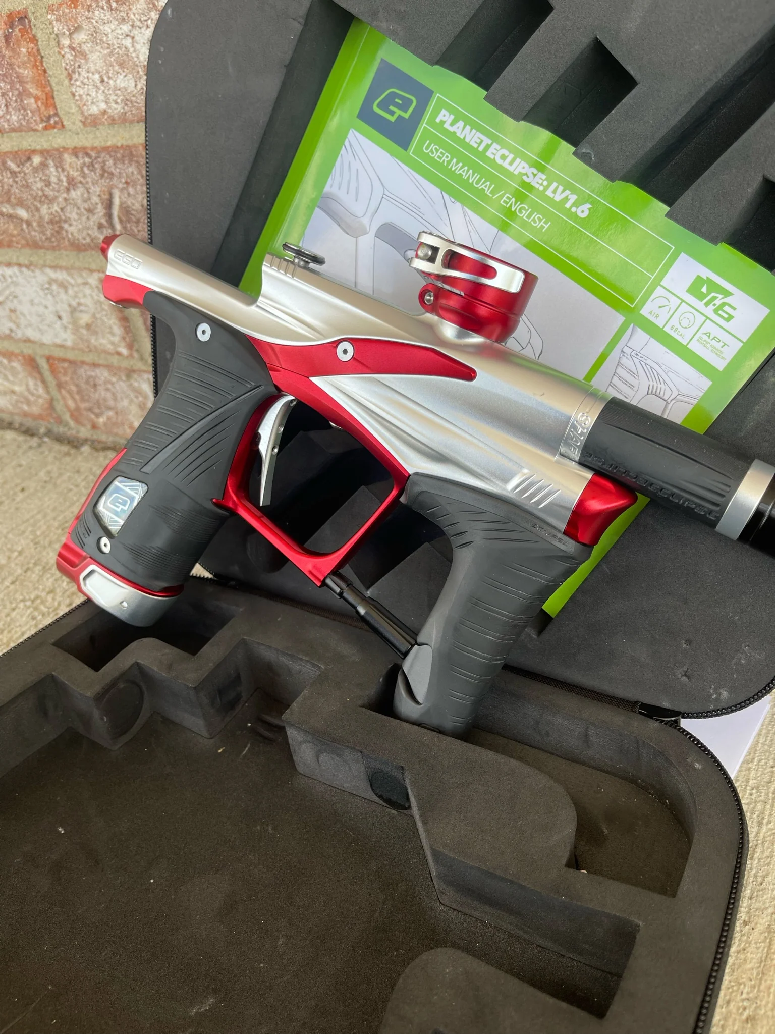 Used Planet Eclipse LV1.6 Paintball Gun - Silver / Red - Image 3