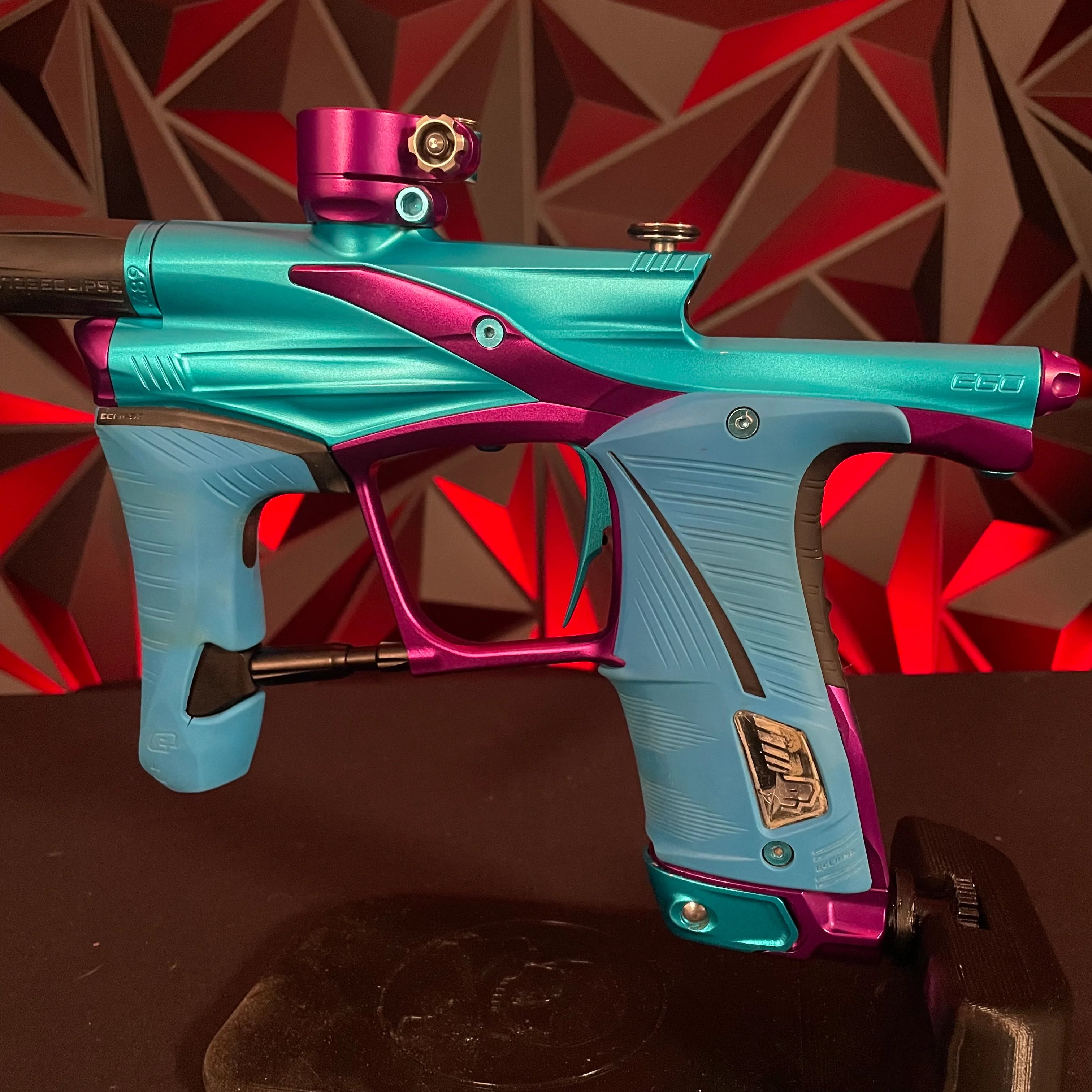 Used Planet Eclipse LV1.6 Paintball Gun - Teal/Purple w/Blue Grip Kit - Image 3