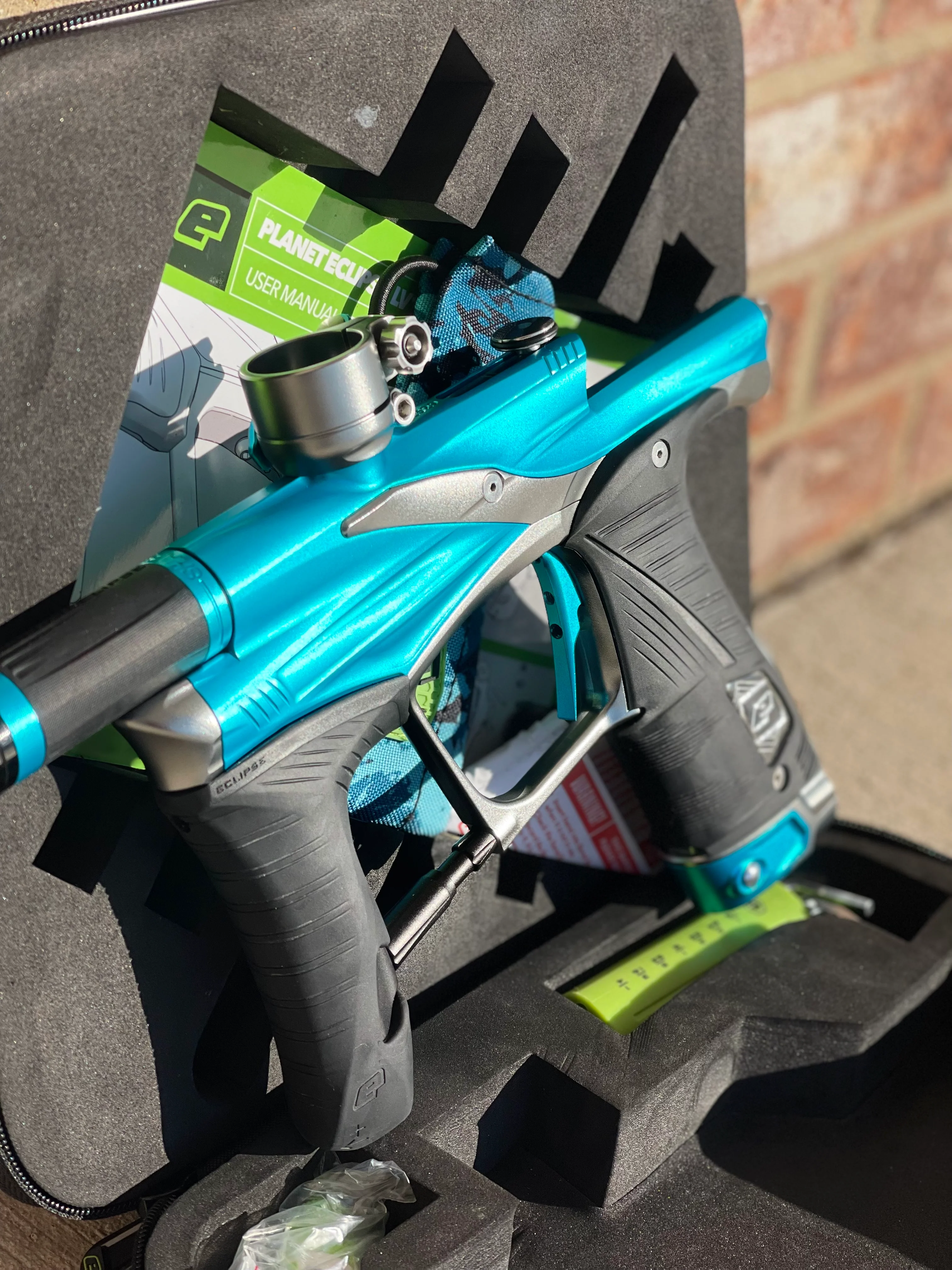 Used Planet Eclipse Lv1.6 Paintball Gun - Zircon (Teal / Grey) - Image 4