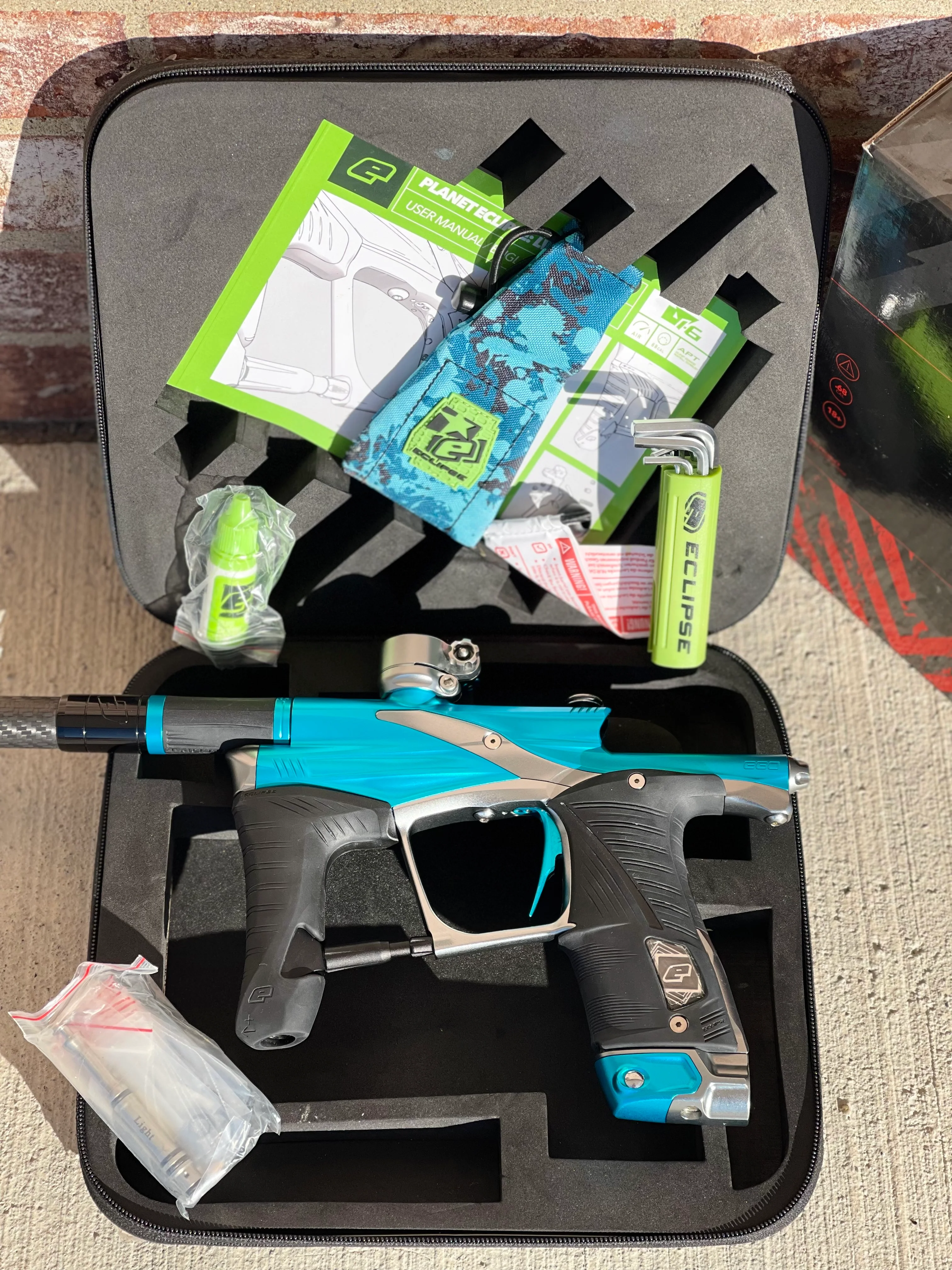 Used Planet Eclipse Lv1.6 Paintball Gun - Zircon (Teal / Grey) - Image 7