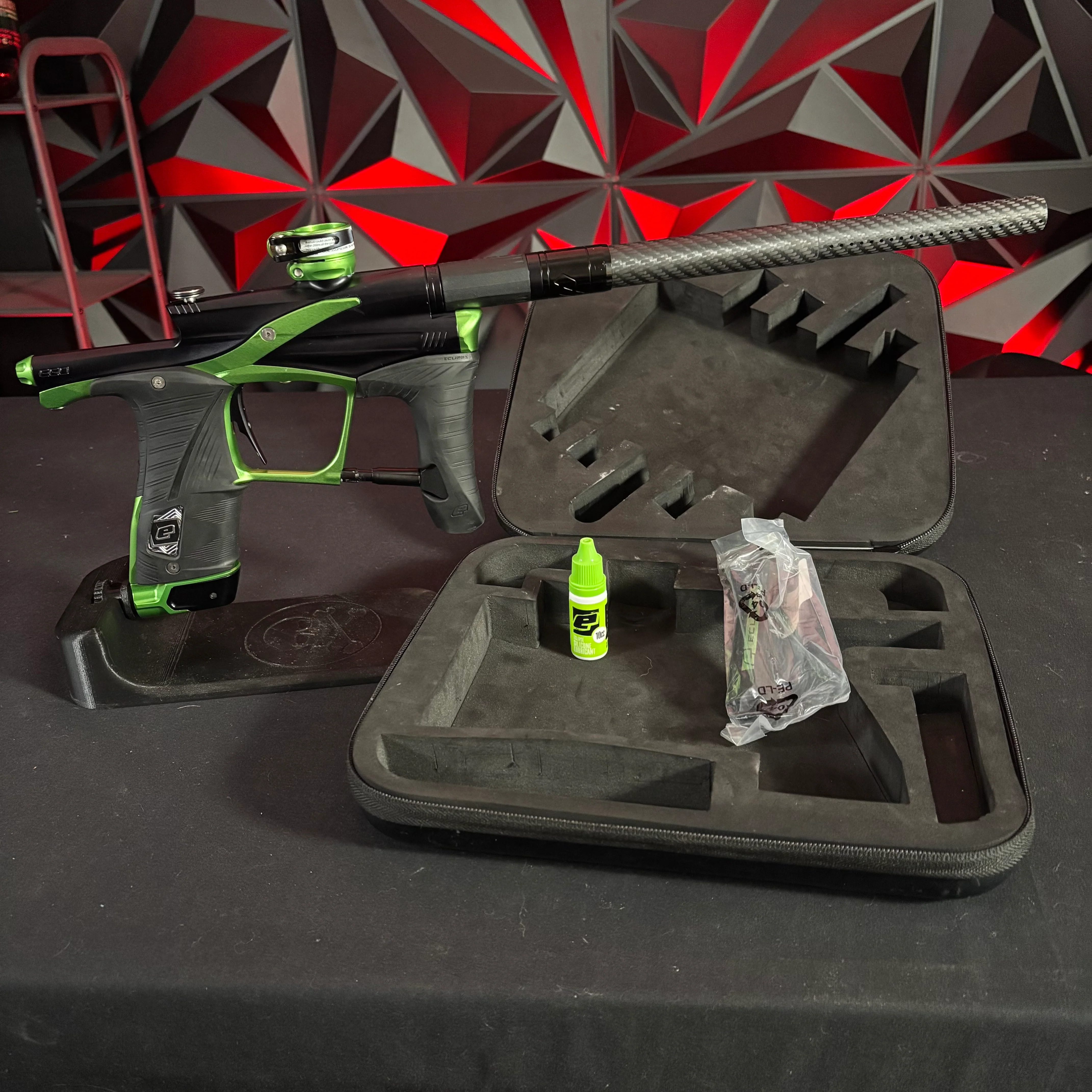 Used Planet Eclipse Lv1.6 Paintball Gun - Black/Green