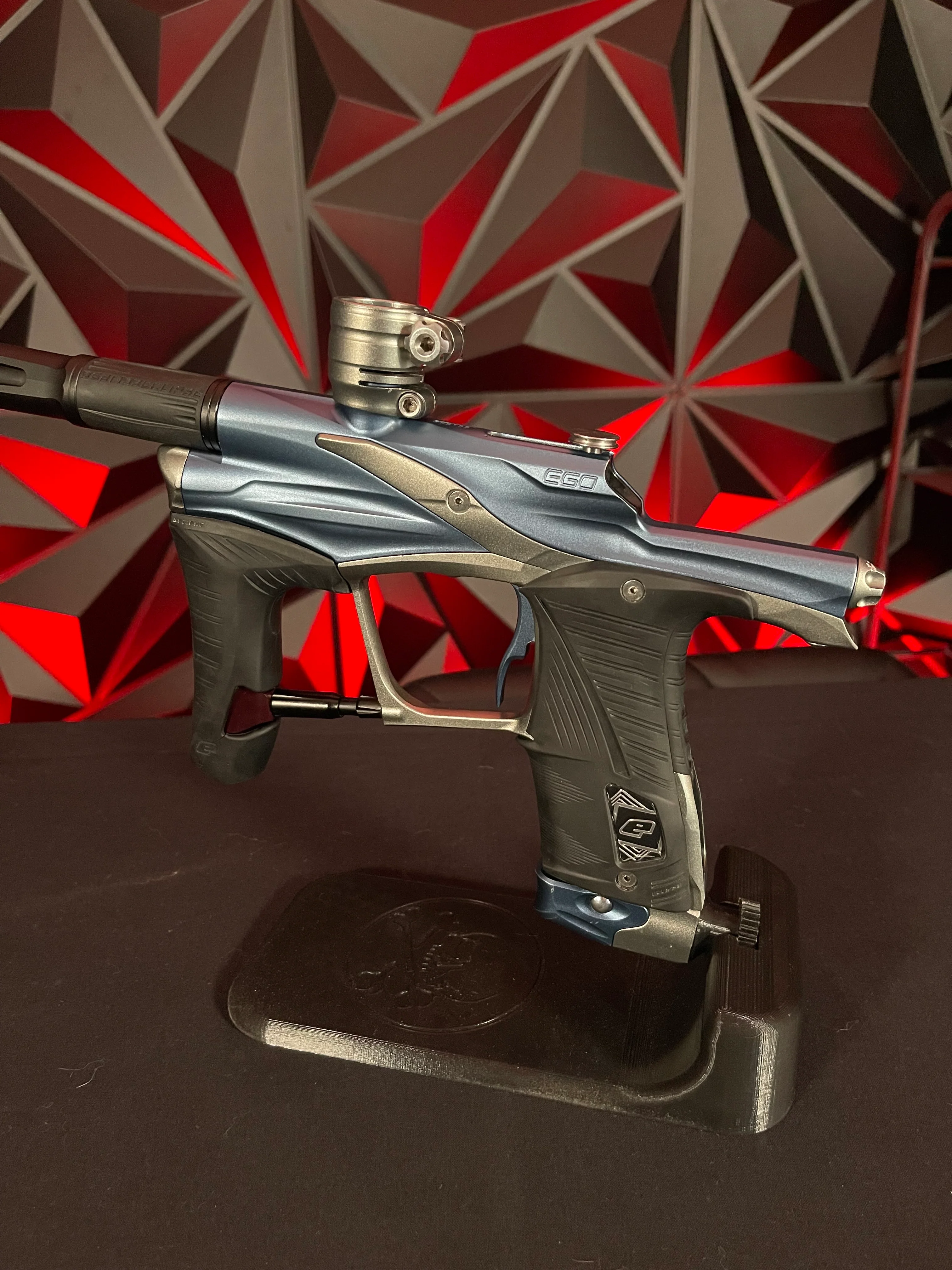 Used Planet Eclipse LV1 Paintball Gun - Blue/Dark Grey w/s63 PWR Barrel System - Image 2