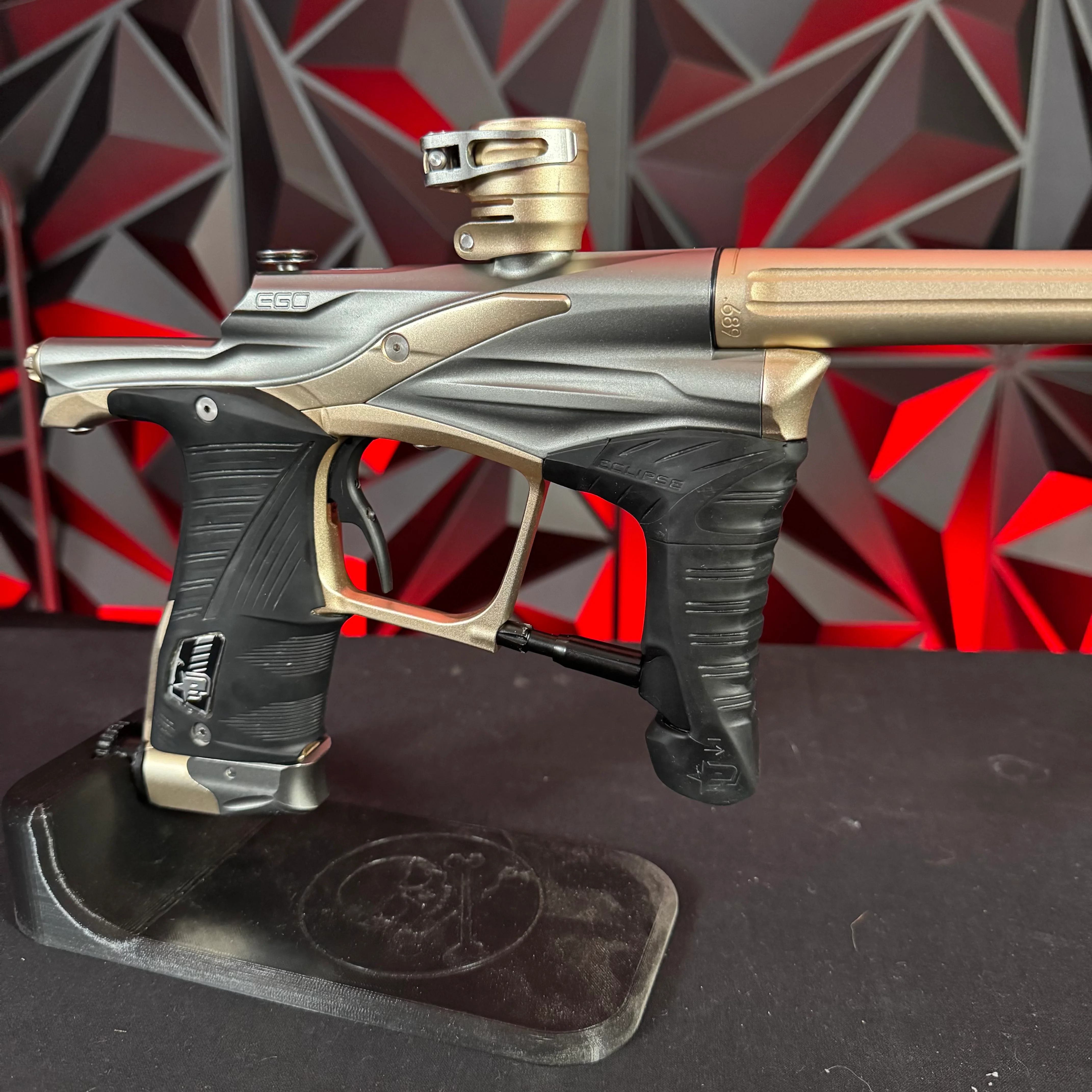 Used Planet Eclipse LV1 Paintball Gun - Pewter/Sandstone w/ Scythe Trigger *Solenoid Checked* - Image 3