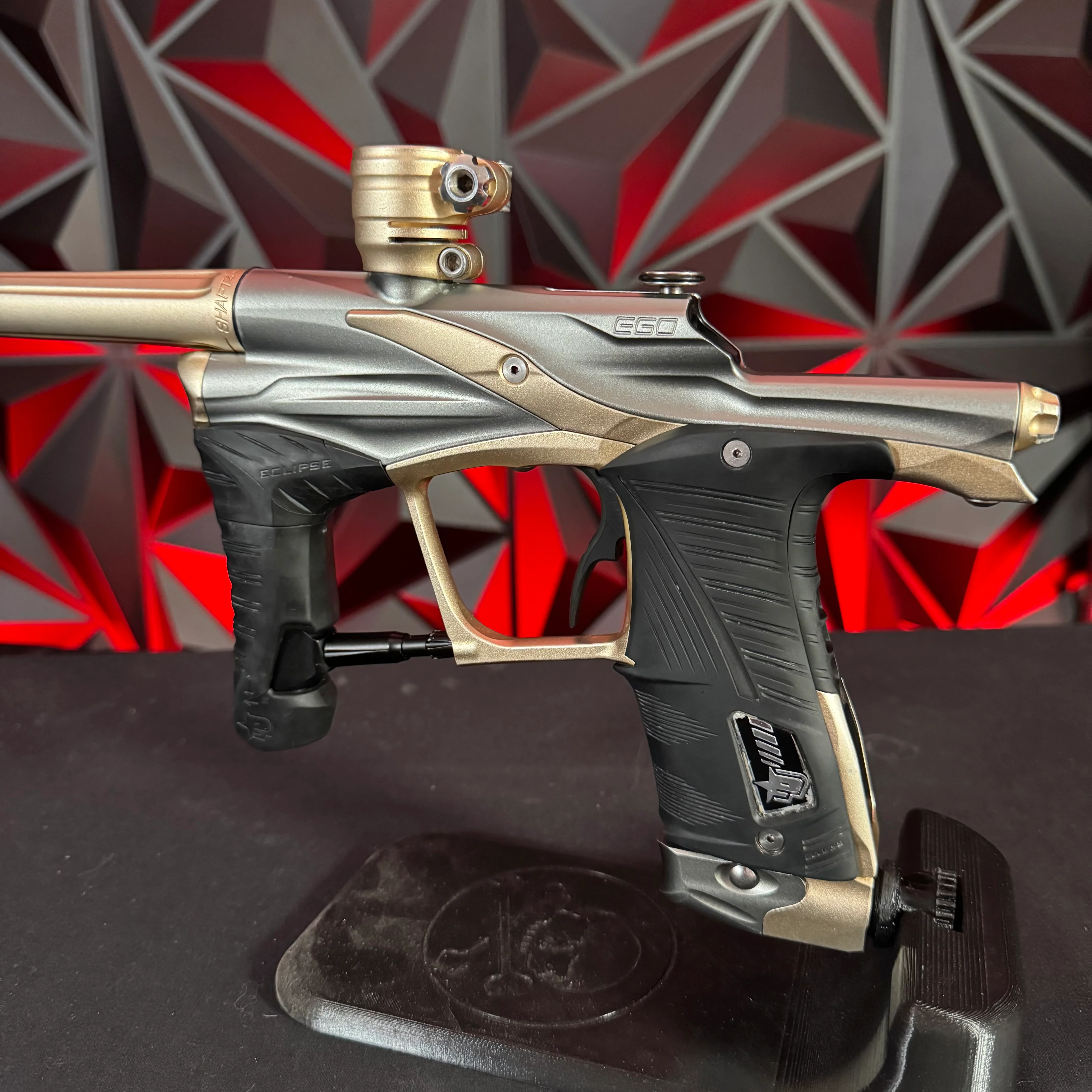 Used Planet Eclipse LV1 Paintball Gun - Pewter/Sandstone w/ Scythe Trigger *Solenoid Checked* - Image 4