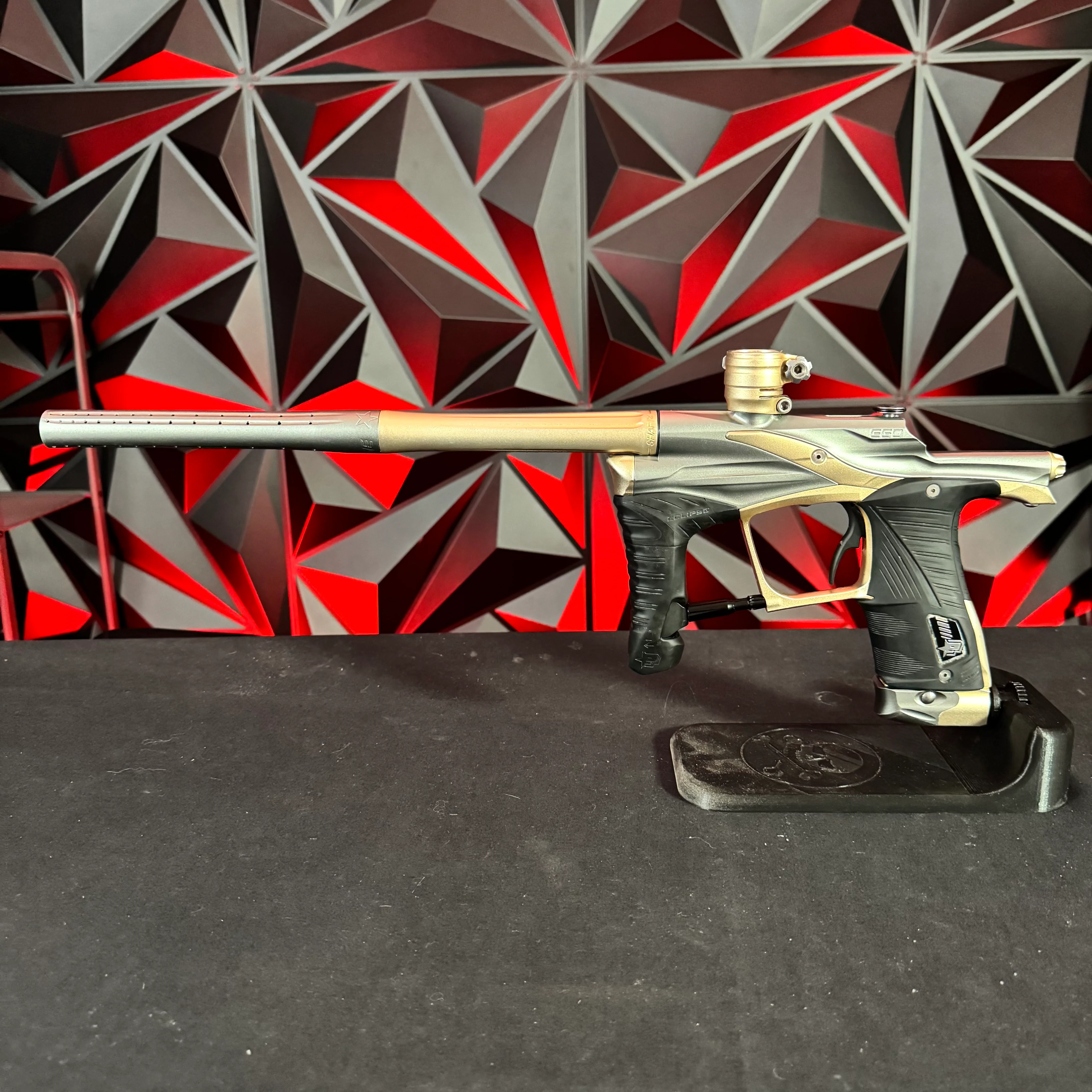 Used Planet Eclipse LV1 Paintball Gun - Pewter/Sandstone w/ Scythe Trigger *Solenoid Checked* - Image 6