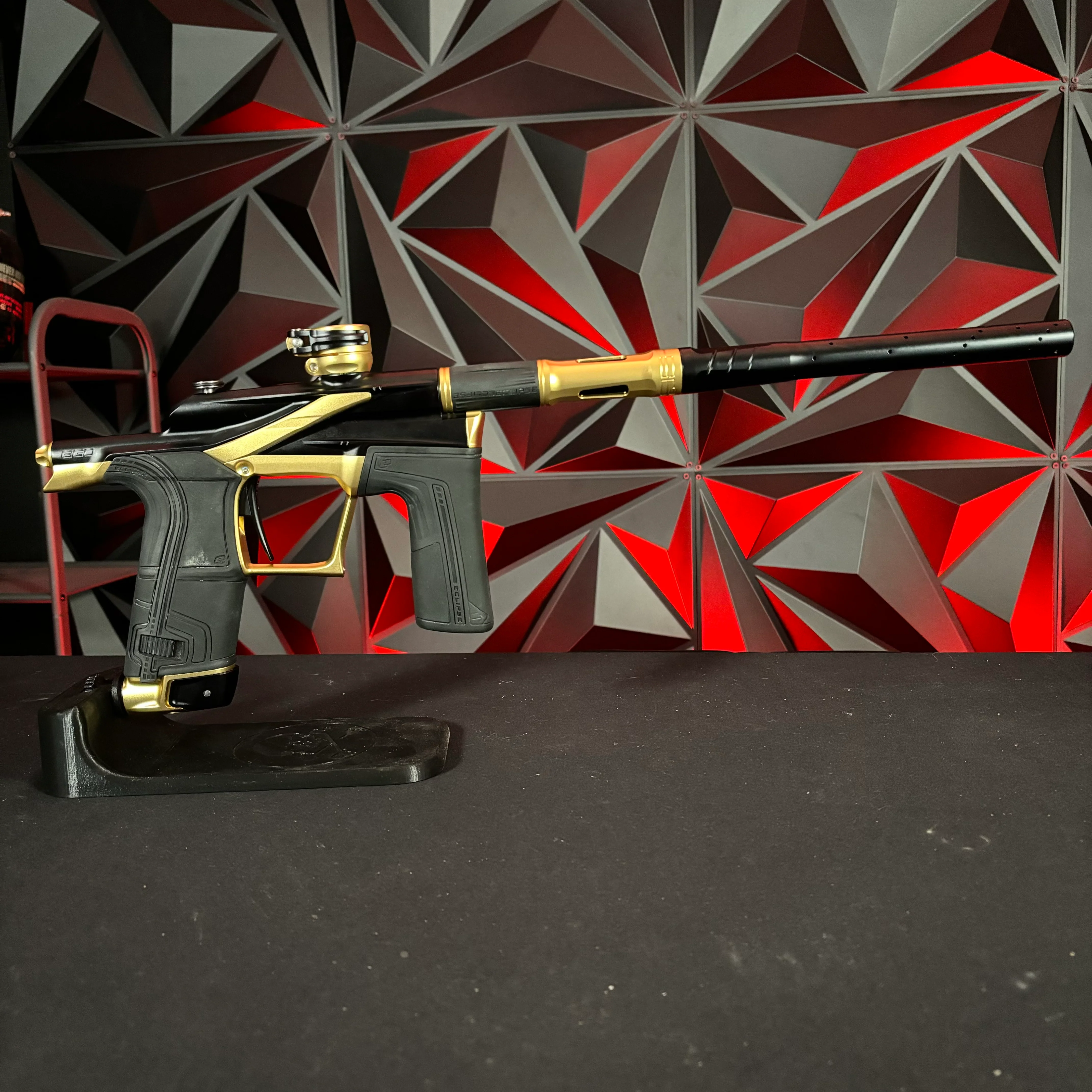 Used Planet Eclipse LV2 Paintball Gun - Black/Gold - Image 6