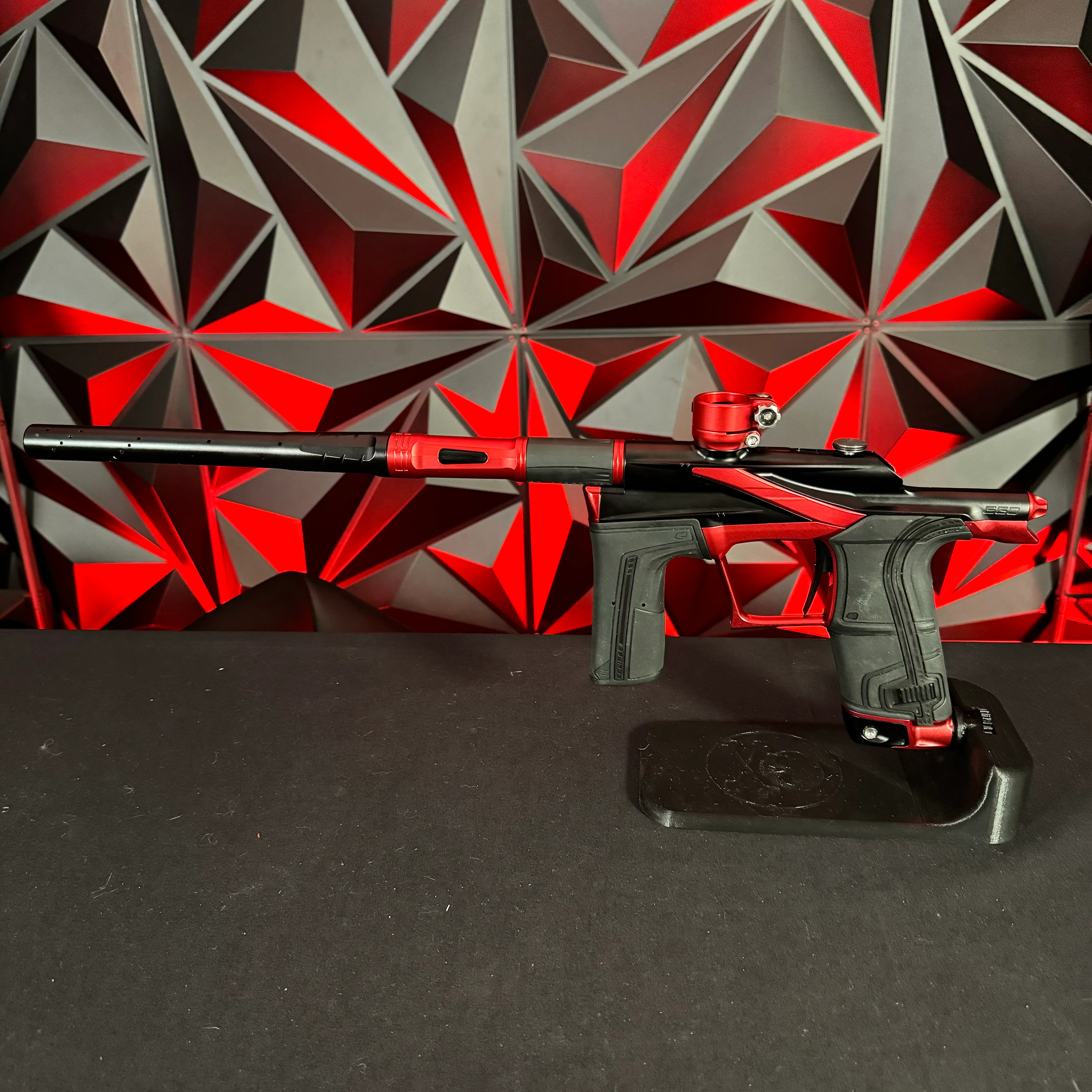 Used Planet Eclipse LV2 Paintball Gun - Black/Red - Image 6