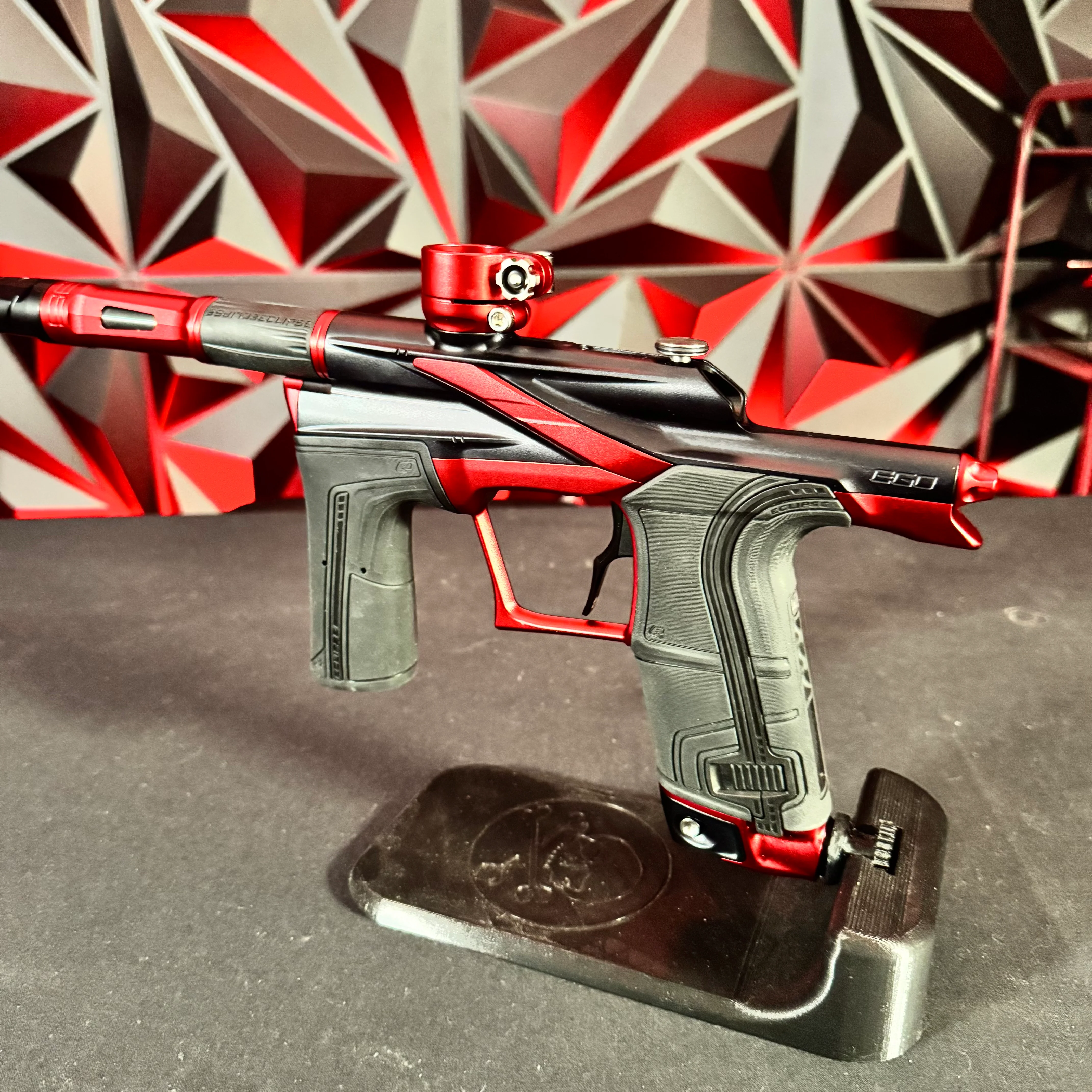 Used Planet Eclipse LV2 Paintball Gun - Black/Red w/ Raptor Deuce Trigger - Image 3