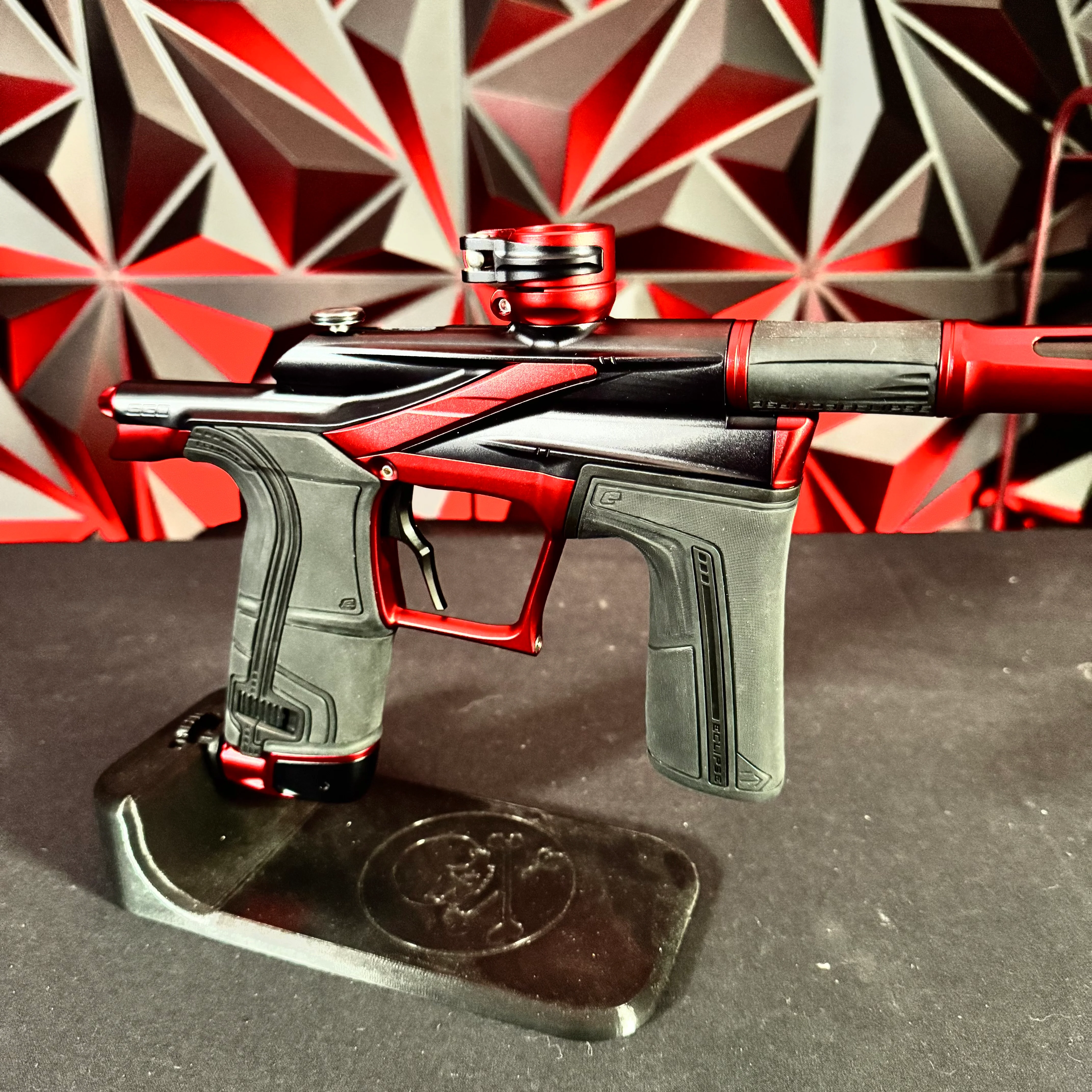 Used Planet Eclipse LV2 Paintball Gun - Black/Red w/ Raptor Deuce Trigger - Image 4