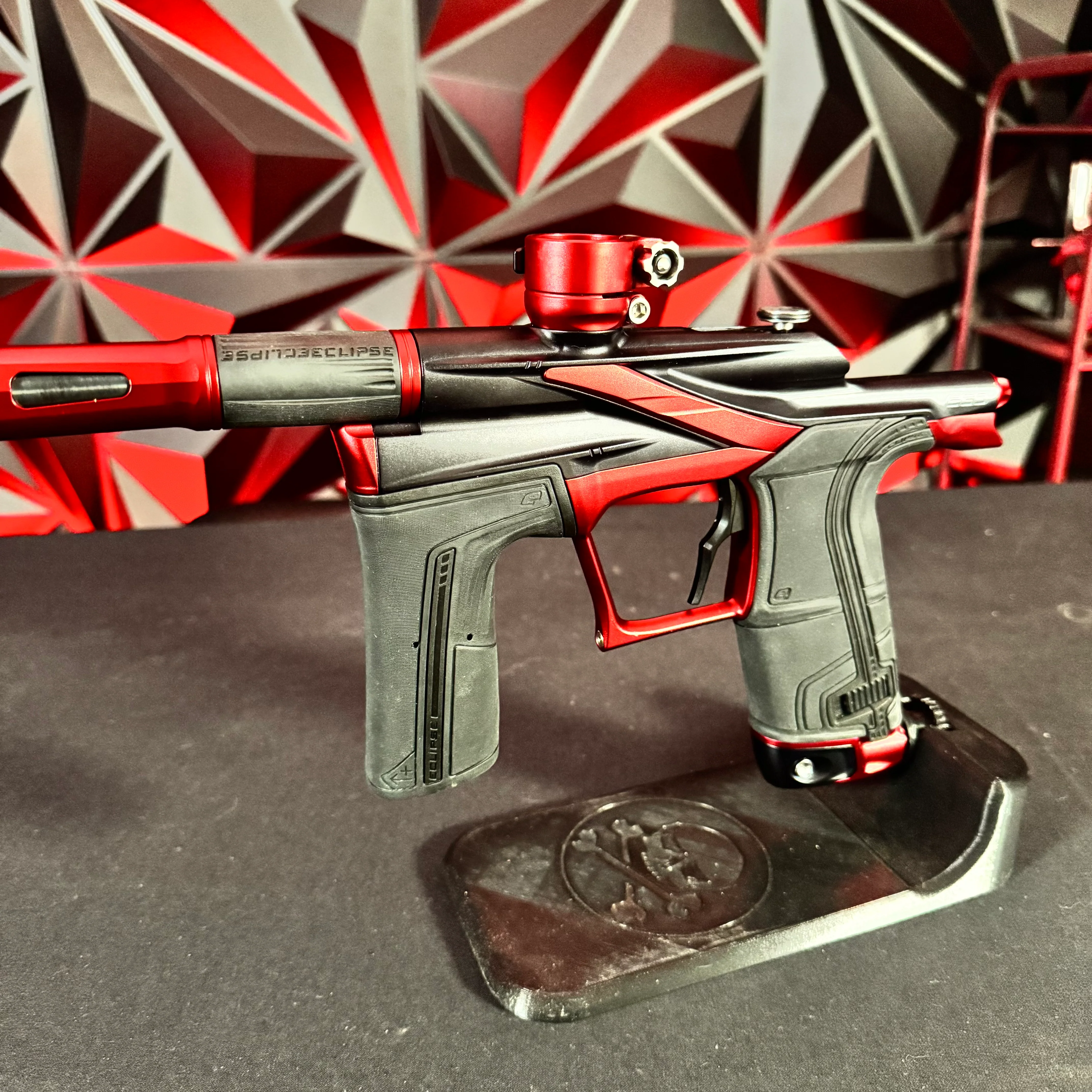 Used Planet Eclipse LV2 Paintball Gun - Black/Red w/ Raptor Deuce Trigger - Image 5