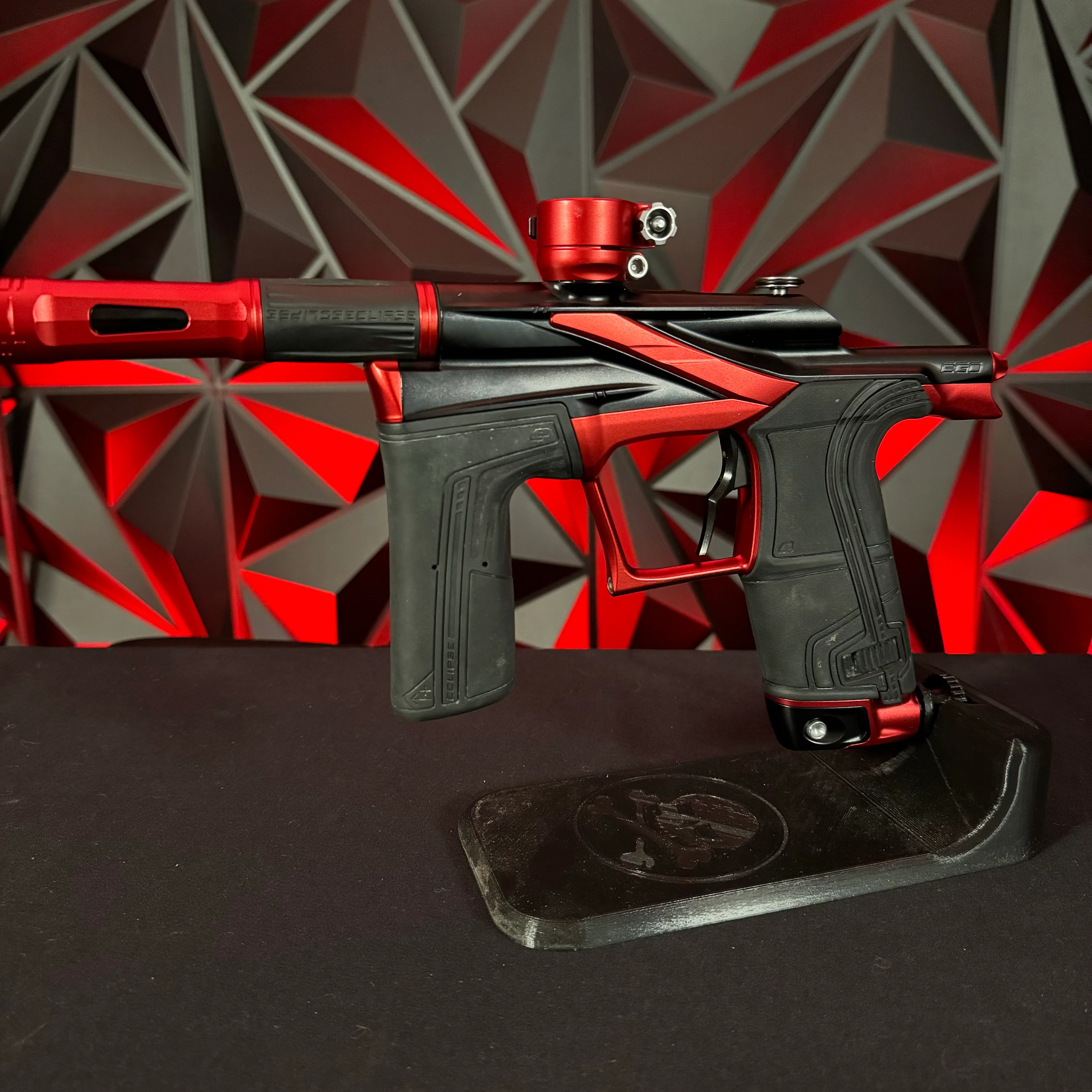 Used Planet Eclipse LV2 Paintball Gun - Black/Red w/ Raptor Deuce Trigger - Image 5