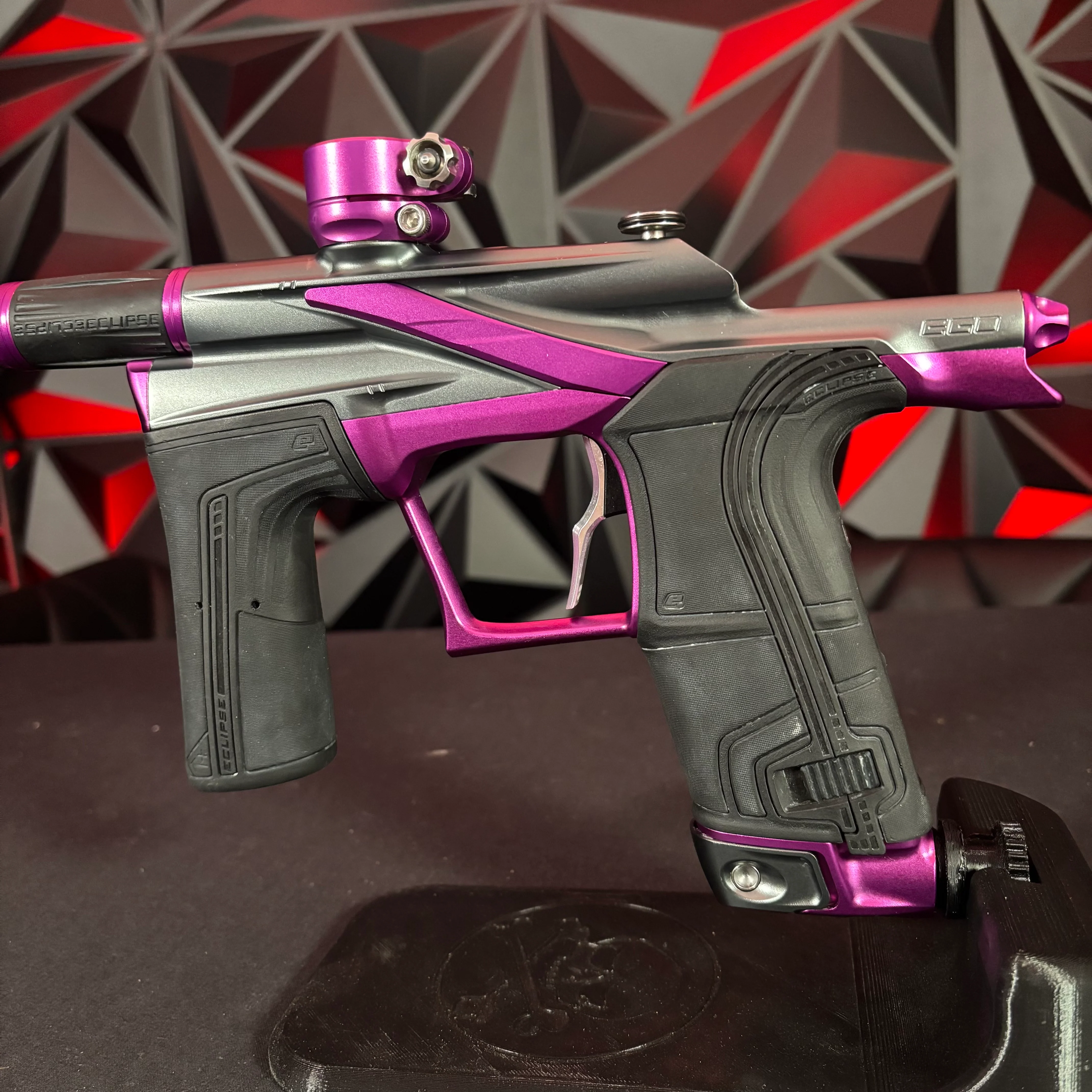 Used Planet Eclipse LV2 Paintball Gun - Havoc w/ Sythe Trigger and bronze acc. - Image 2