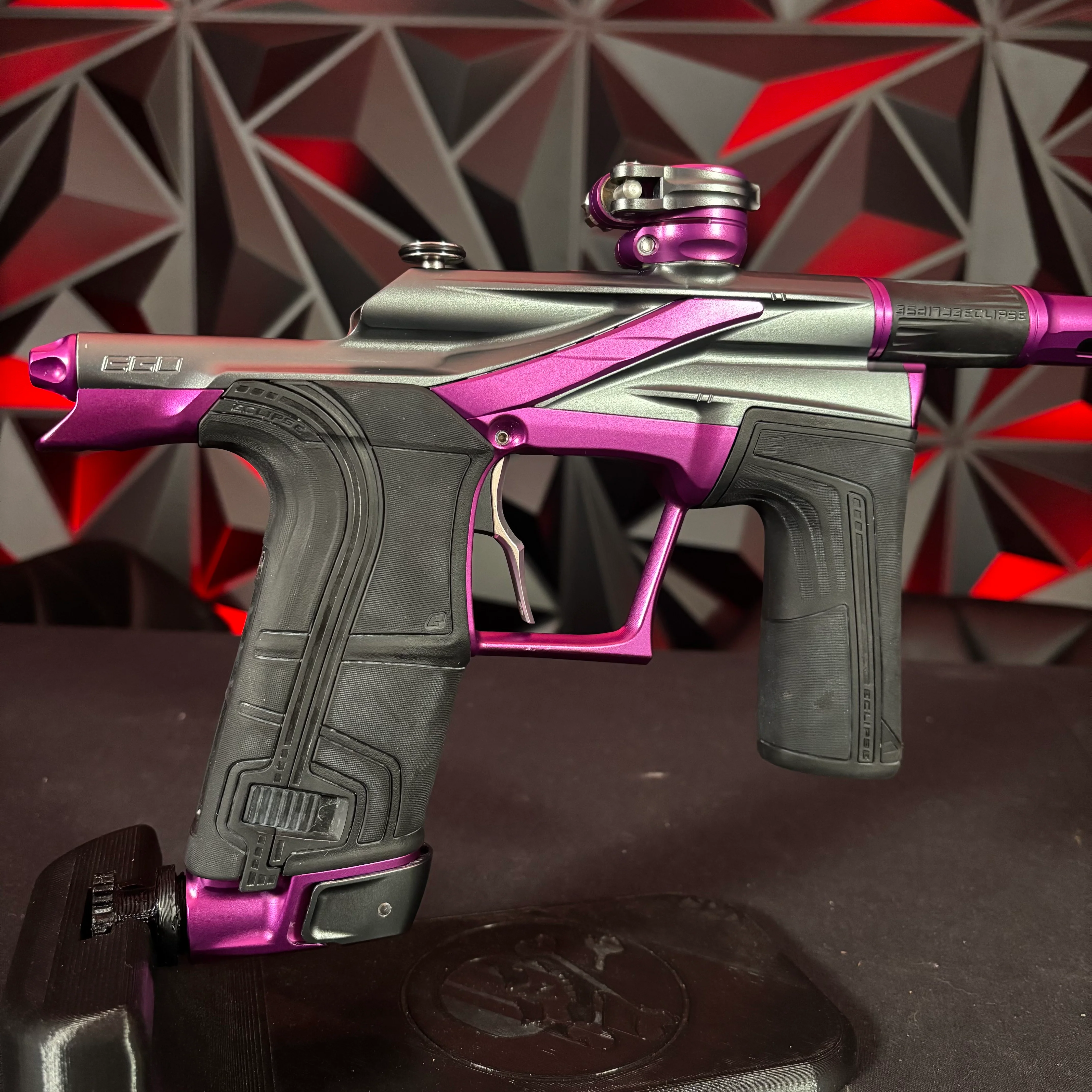 Used Planet Eclipse LV2 Paintball Gun - Havoc w/ Sythe Trigger and bronze acc. - Image 4