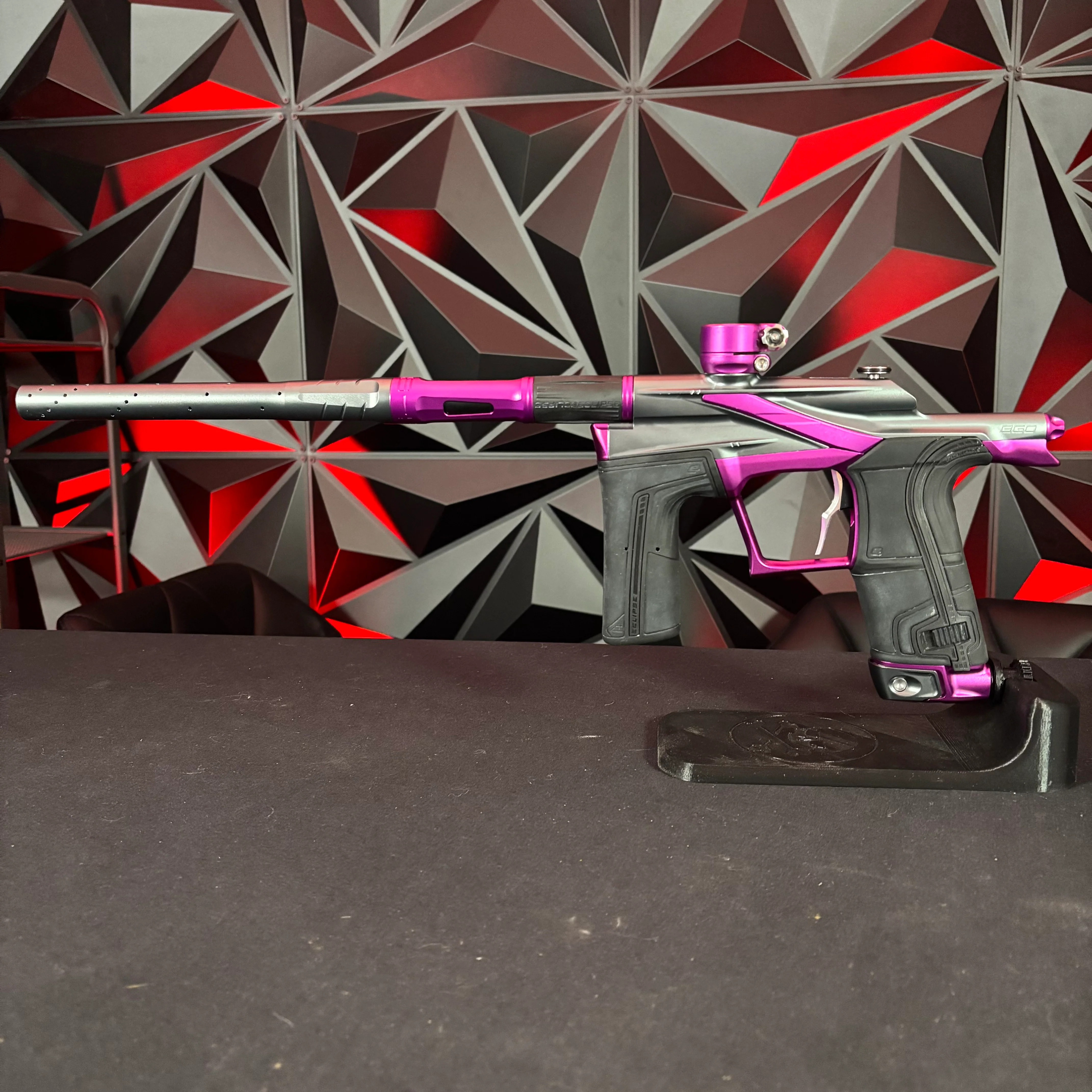 Used Planet Eclipse LV2 Paintball Gun - Havoc w/ Sythe Trigger and bronze acc. - Image 7
