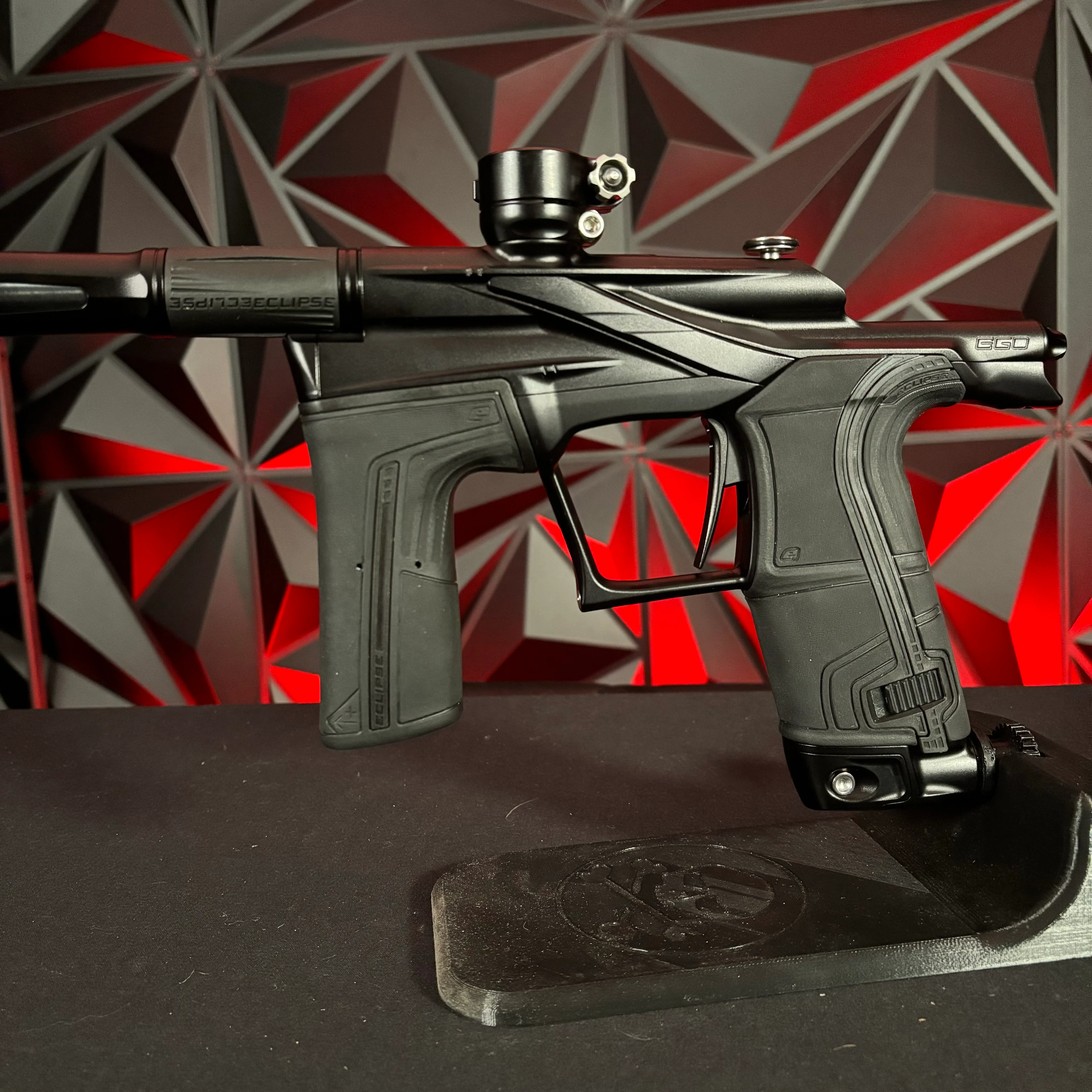 Used Planet Eclipse LV2 Paintball Gun - Midnight w/ 2 s63 Barrel Inserts - Image 5