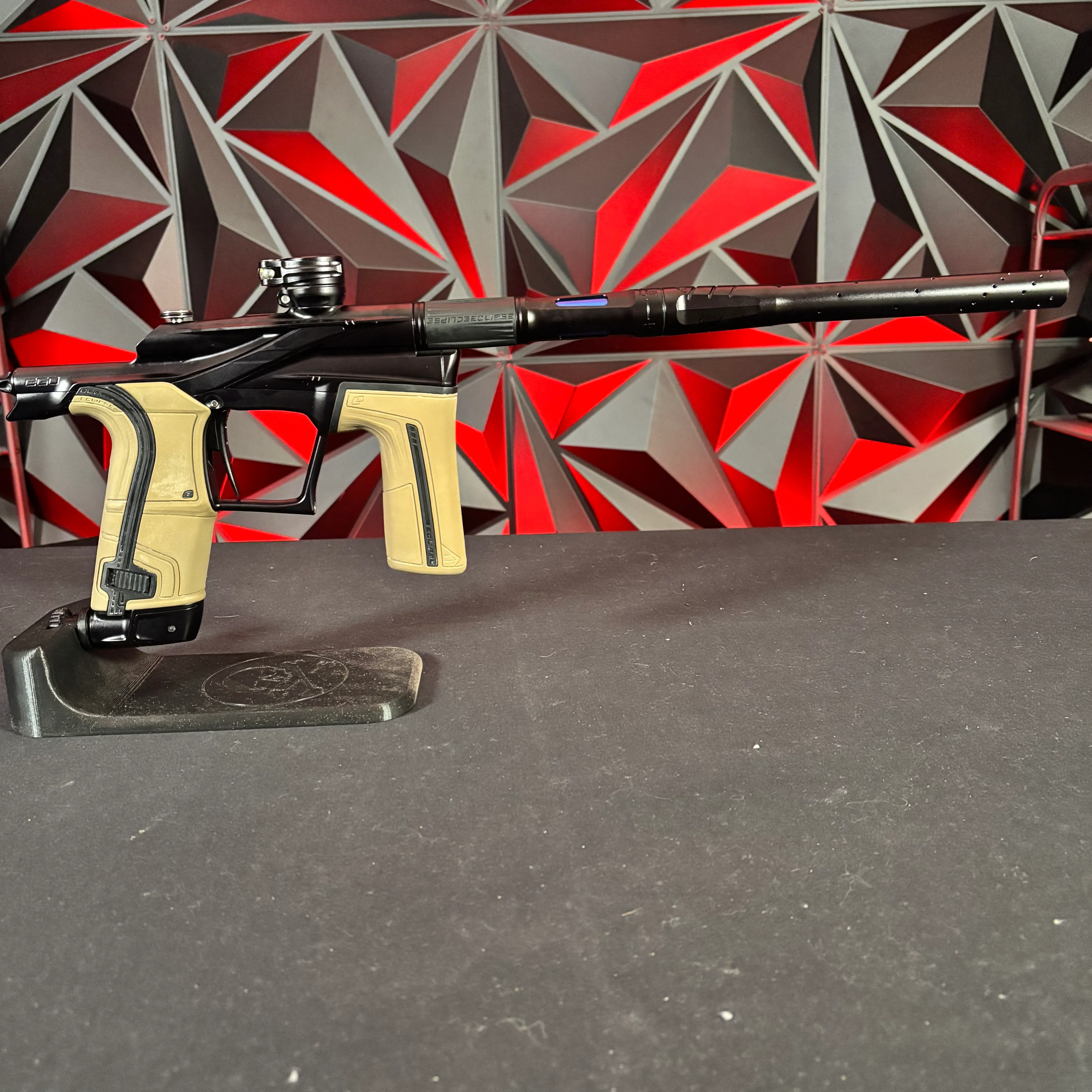 Used Planet Eclipse LV2 Paintball Gun - Midnight /w FDE grips - Image 6