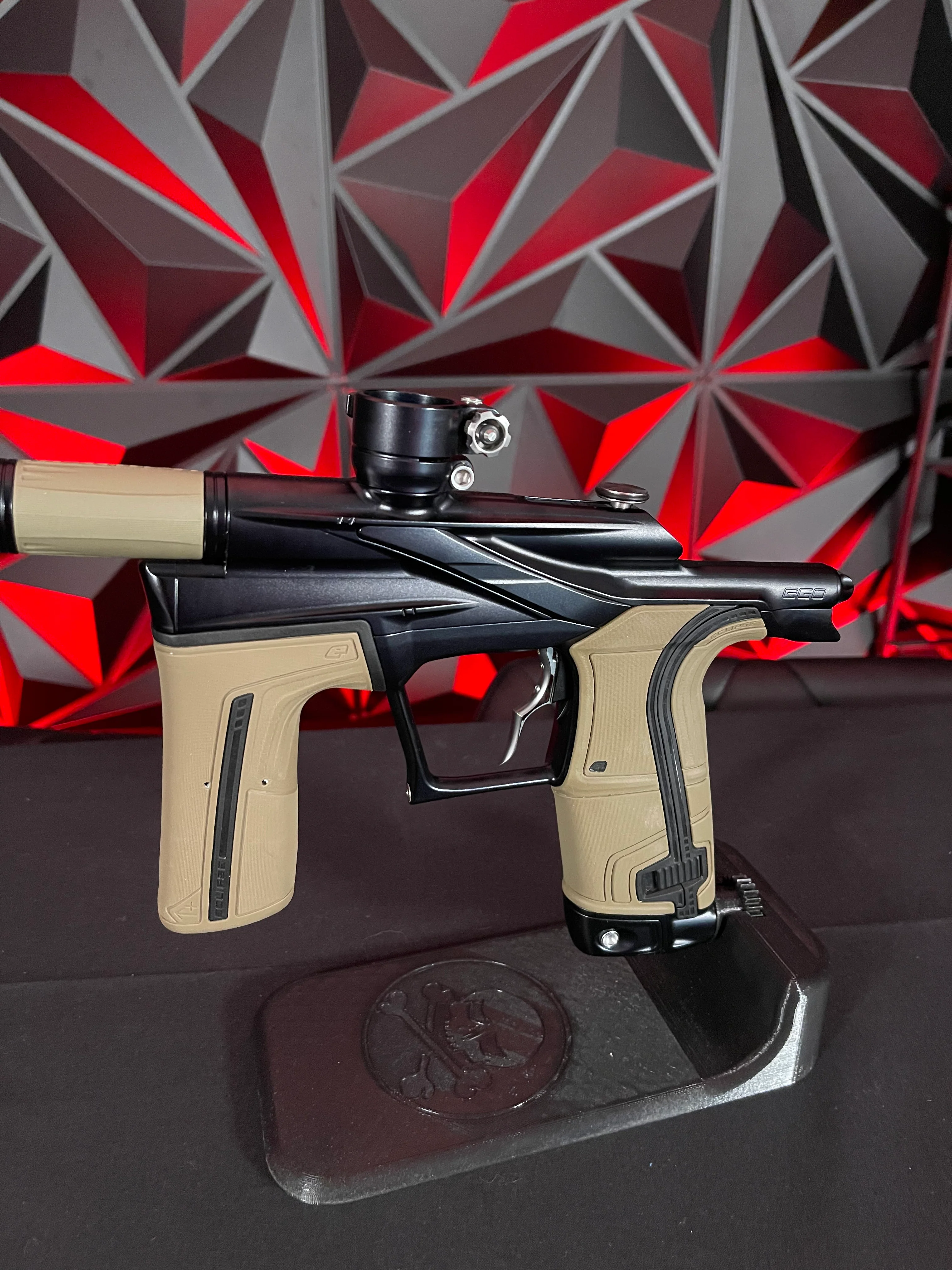 Used Planet Eclipse LV2 Paintball Gun - Midnight w/ Infamous Deuce Trigger & 1 S63 Inserts - Image 4