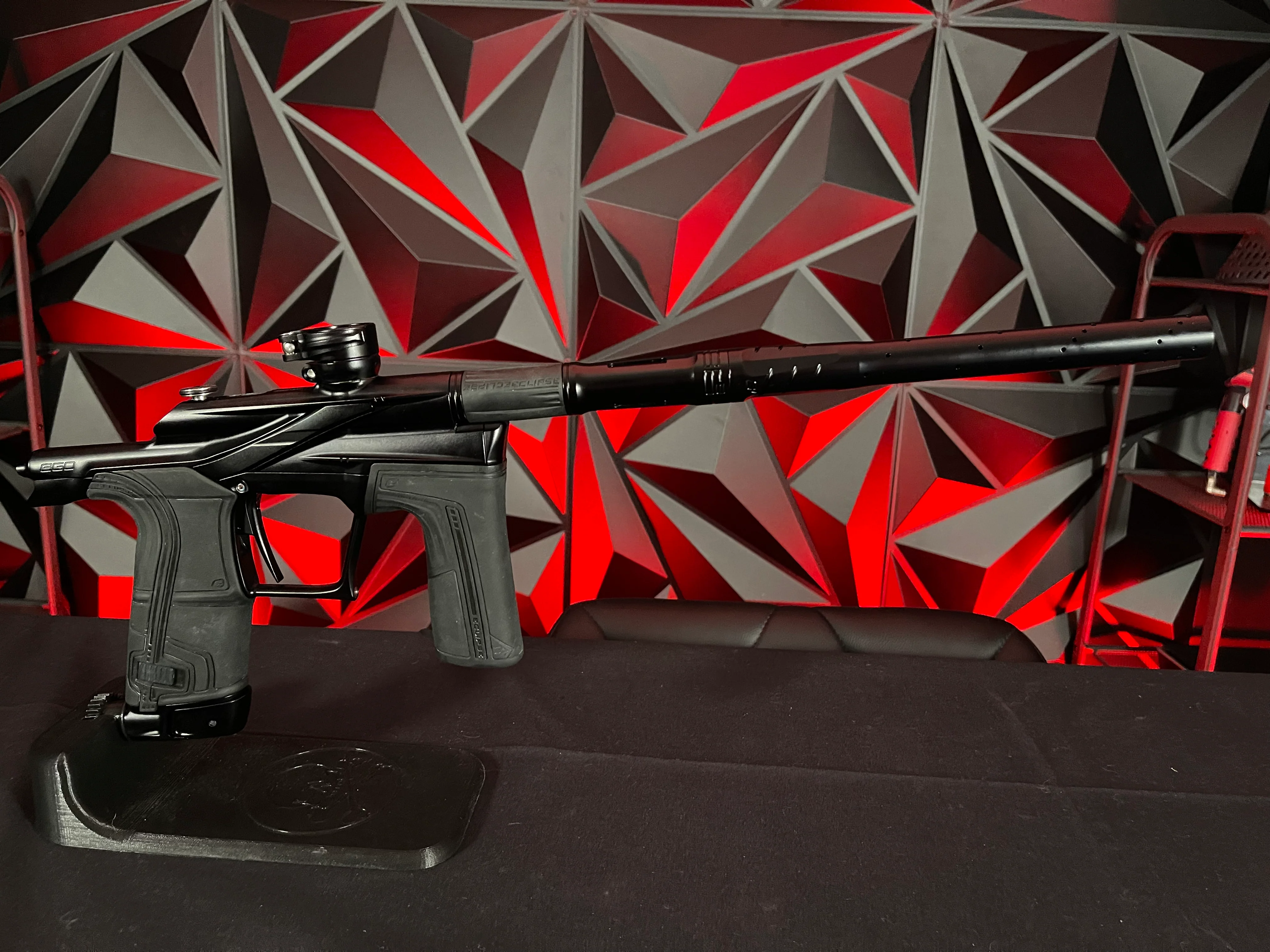 Used Planet Eclipse LV2 Paintball Gun - Midnight w/ 2 s63 Barrel Inserts - Image 8