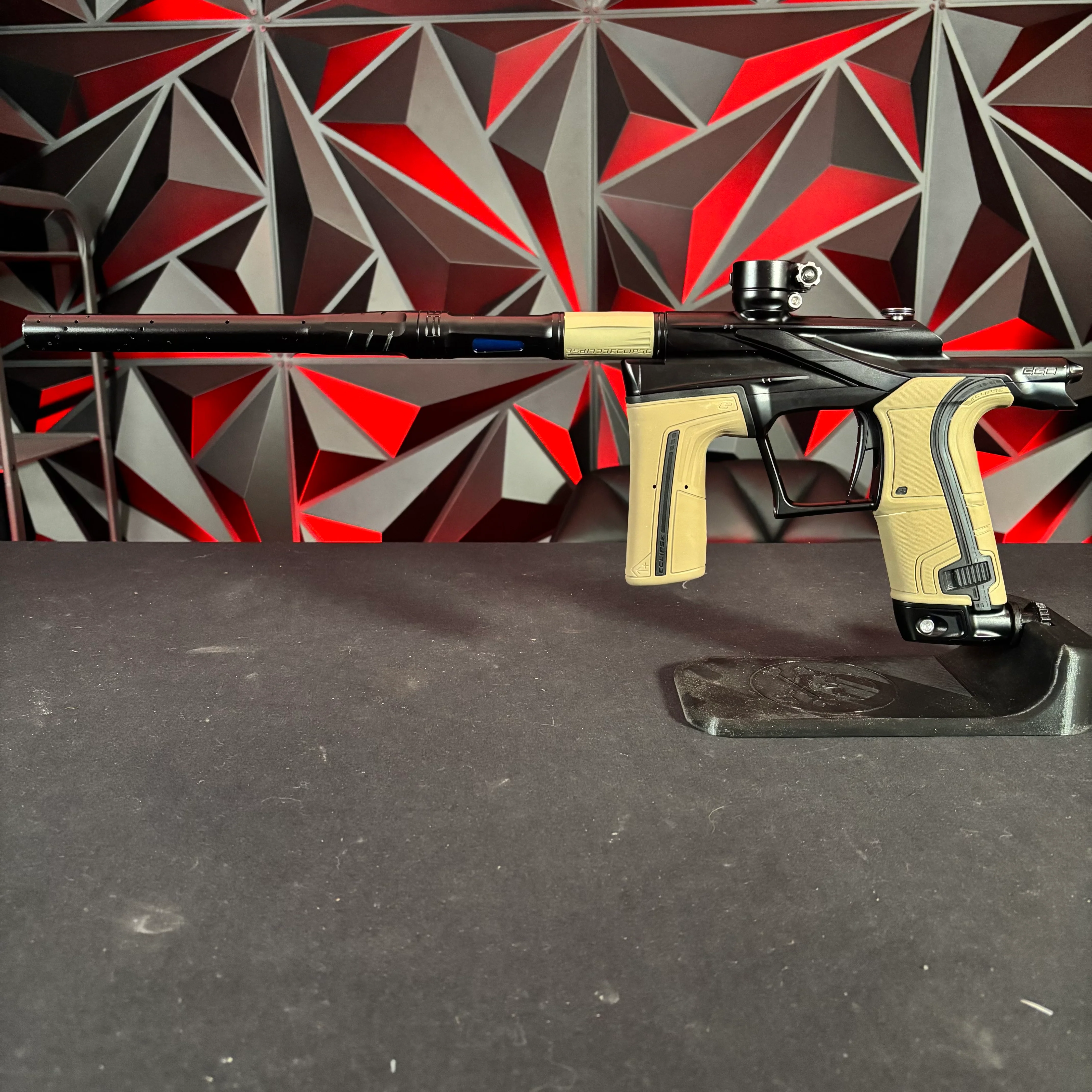 Used Planet Eclipse LV2 Paintball Gun - Midnight /w FDE grips - Image 7