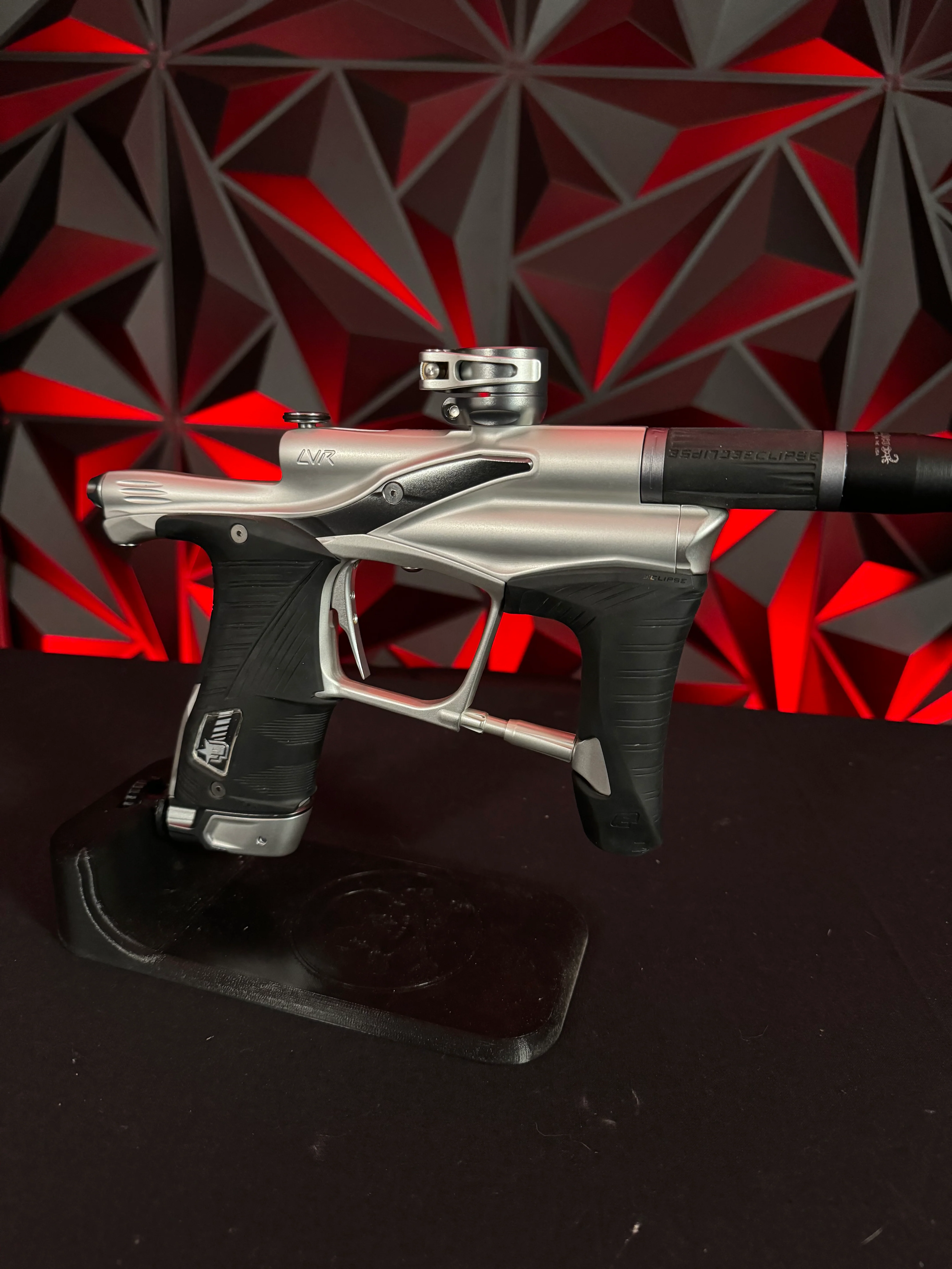 Used Planet Eclipse LVR Paintball Gun - Silver/Grey w/ LV1.5 Trigger Frame - Image 3