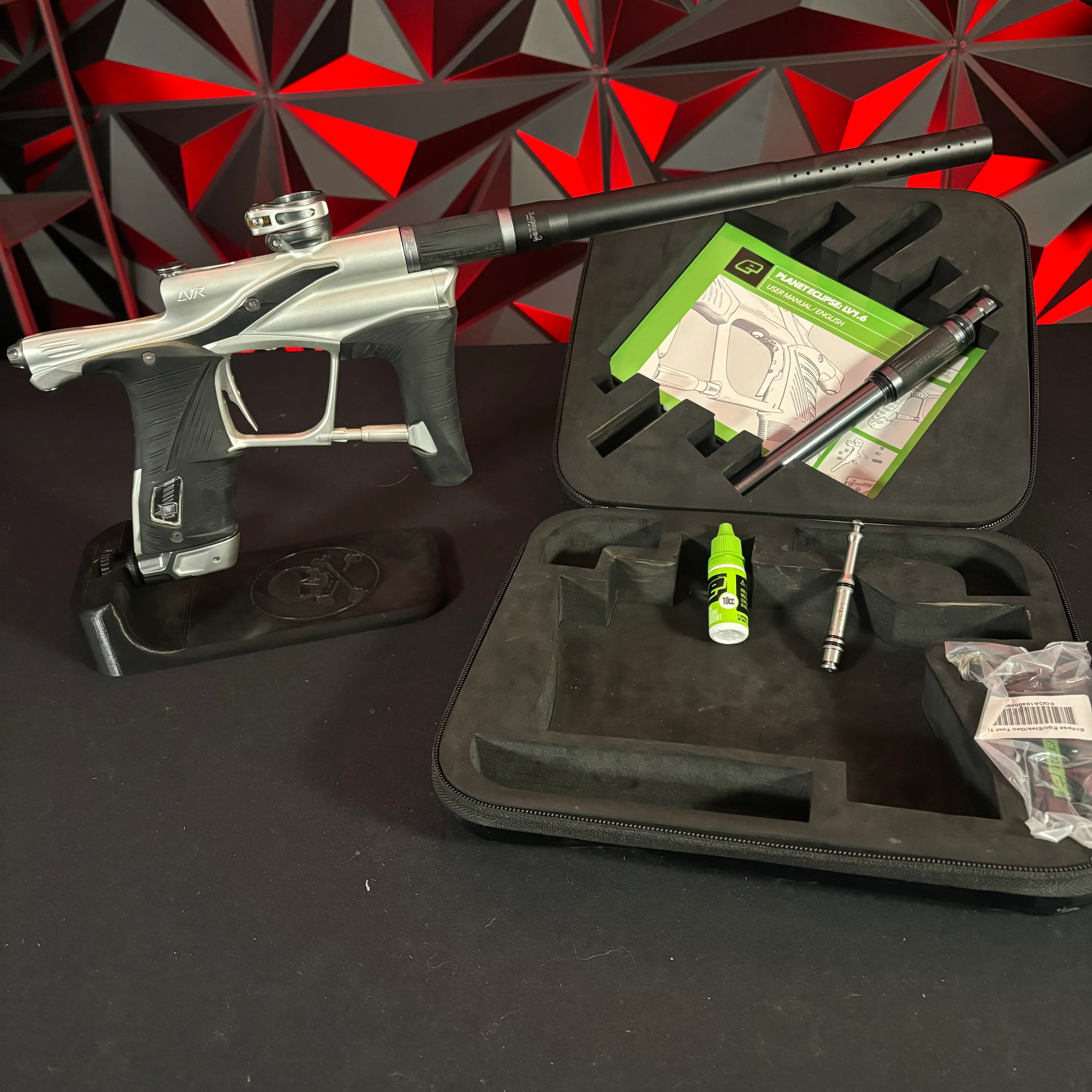 Used Planet Eclipse LVR Paintball Gun - Silver/Grey w/ LV1.5 Trigger Frame - Image 9