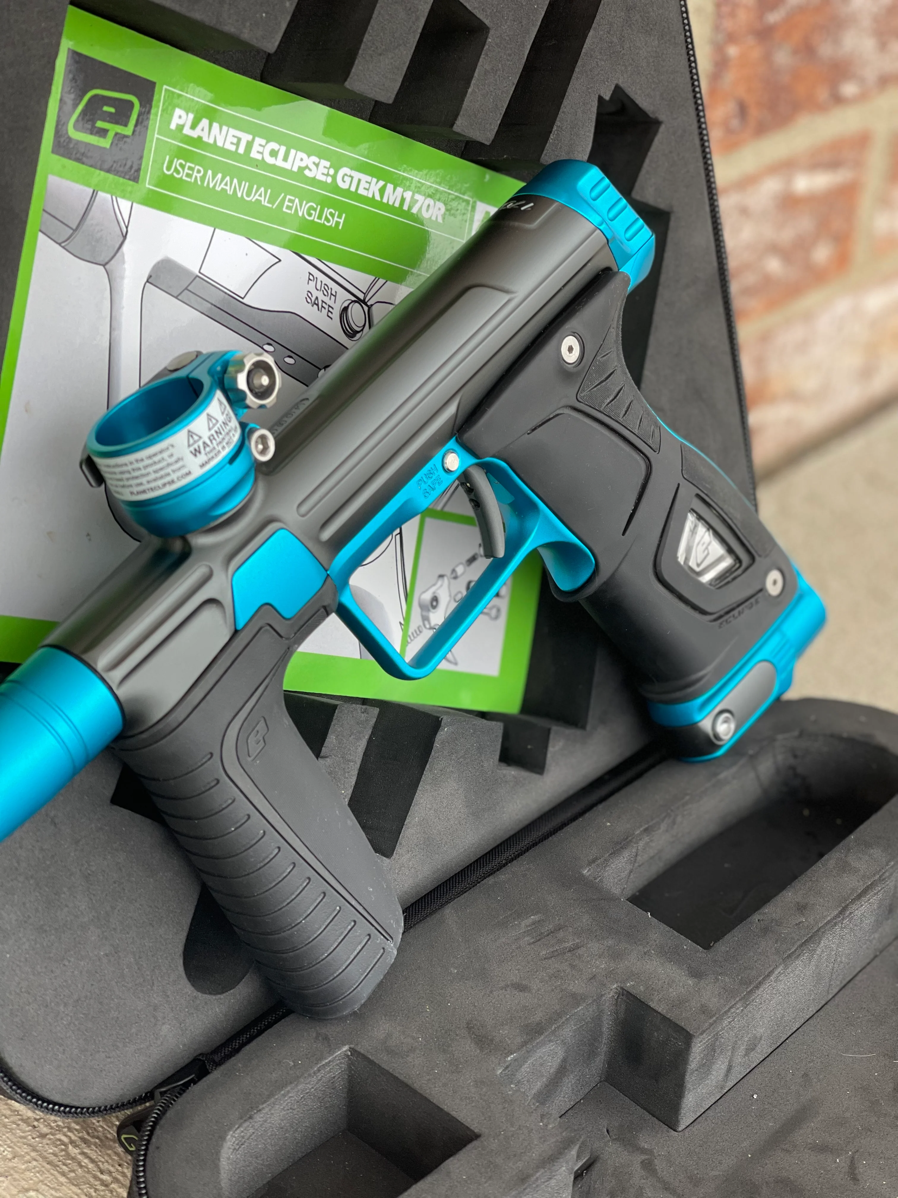 Used Planet Eclipse M170R Paintball Gun - Grey/Blue - Image 3
