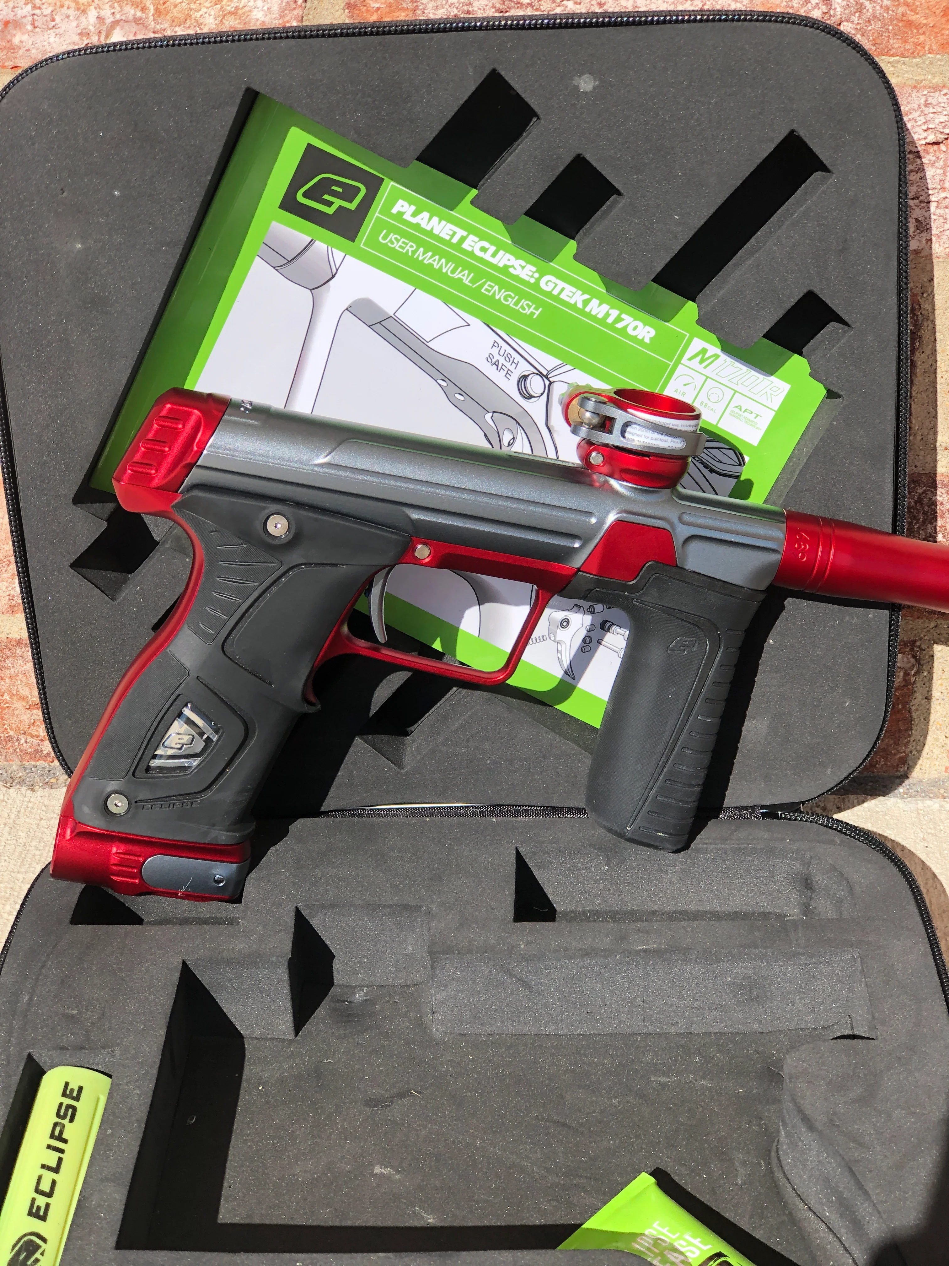 Used Planet Eclipse M170R Paintball Gun - Grey/Red - Image 2