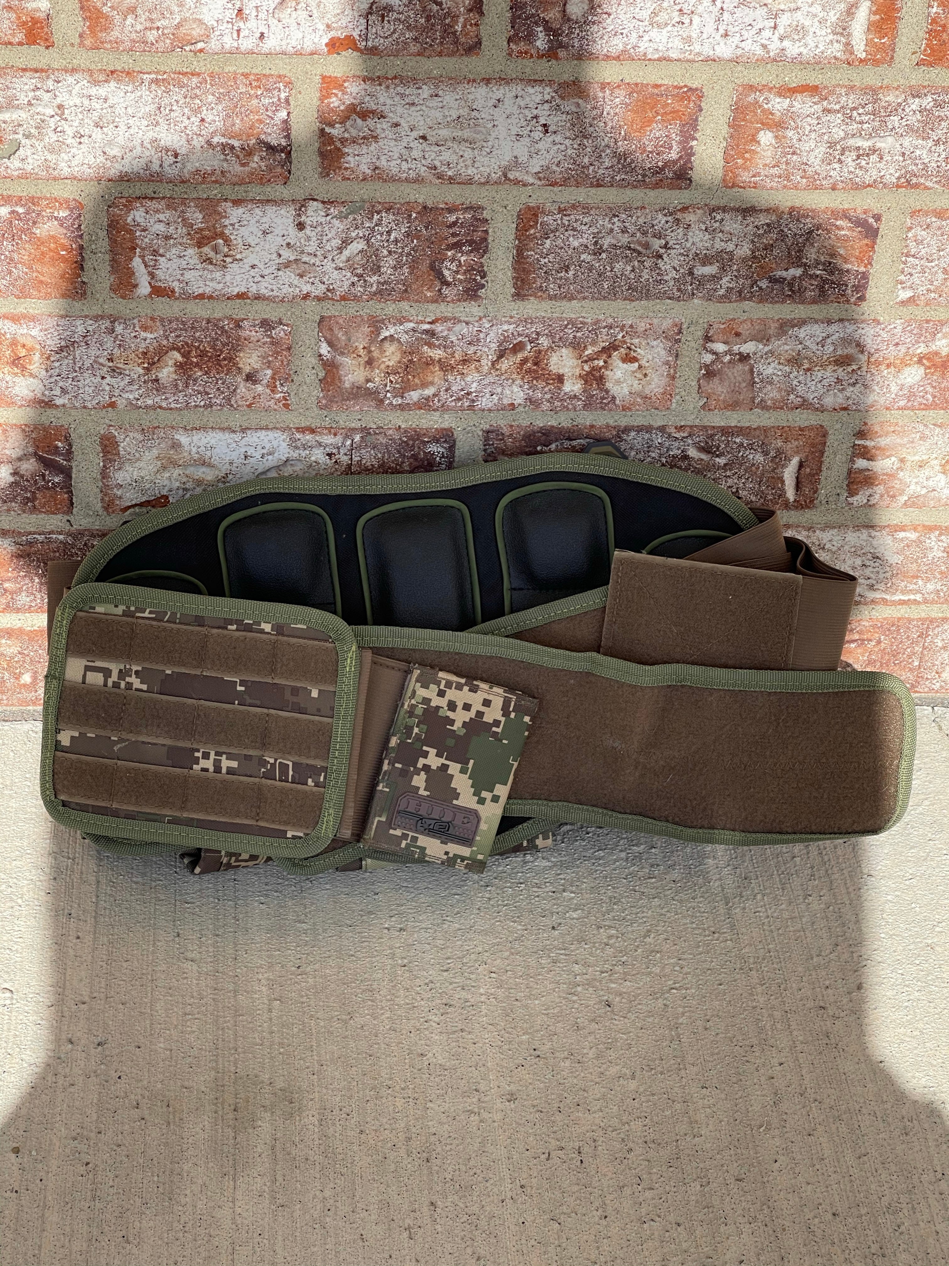 Used Planet Eclipse Paintball Pack 4 + 7 - Image 2