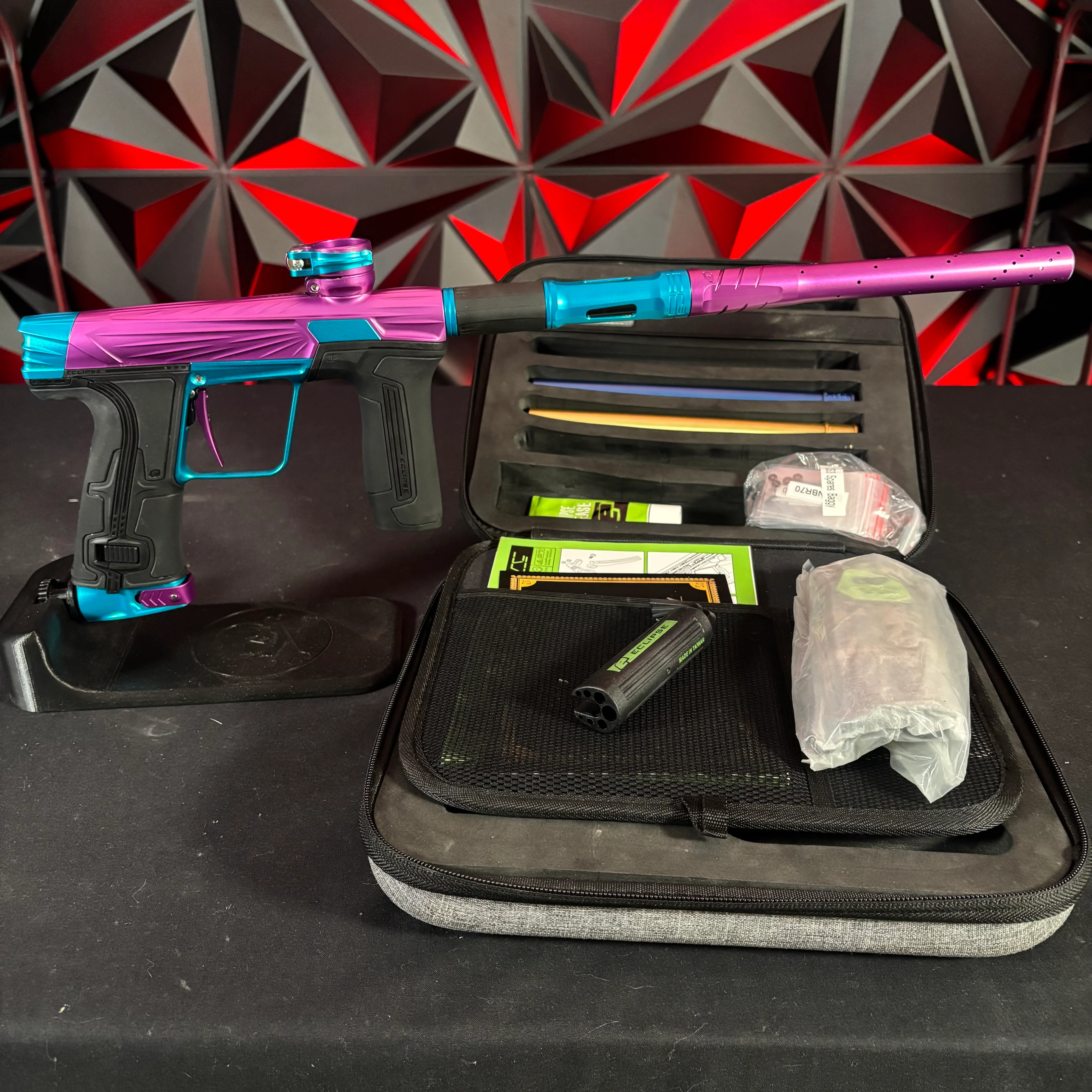 Used Planet Eclipse "Project" G3 CS3 Paintball Gun - Purple/Blue