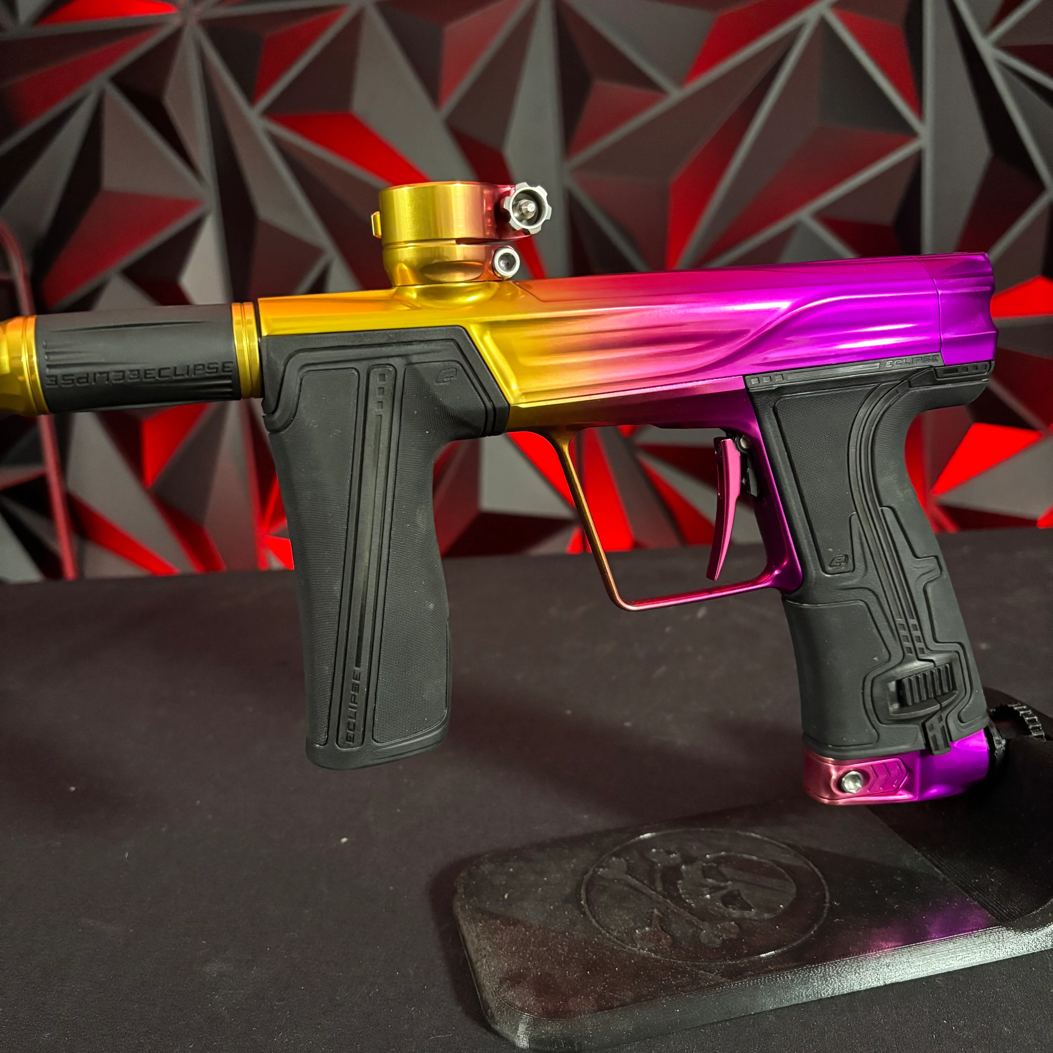 Used Planet Eclipse R5 Paintball Gun - Custom Starburst Fade (1 of 1) *Owners Gun* - Image 5