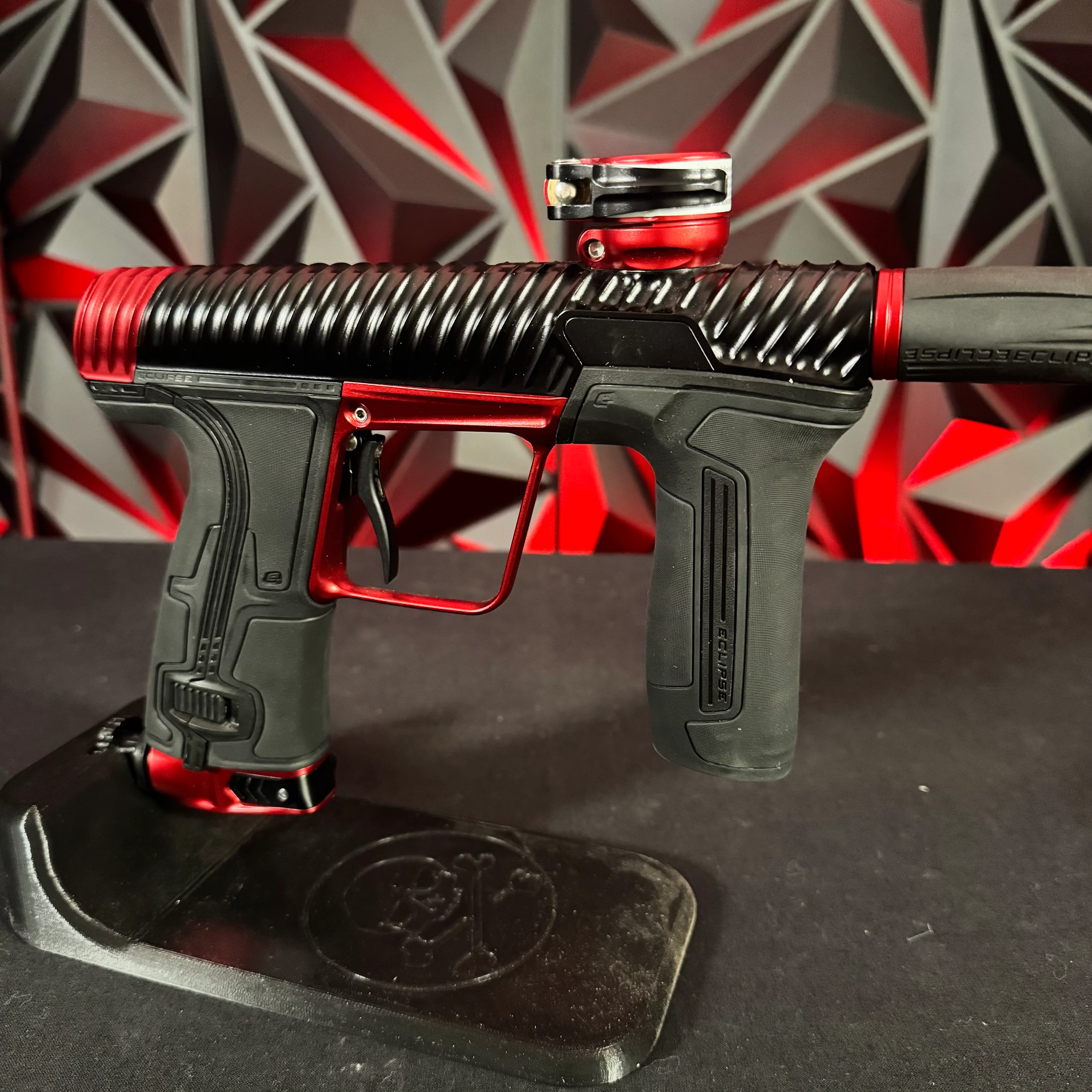 Used Planet Eclipse TWISTER CS3 Paintball Gun - Black/Red - Image 4