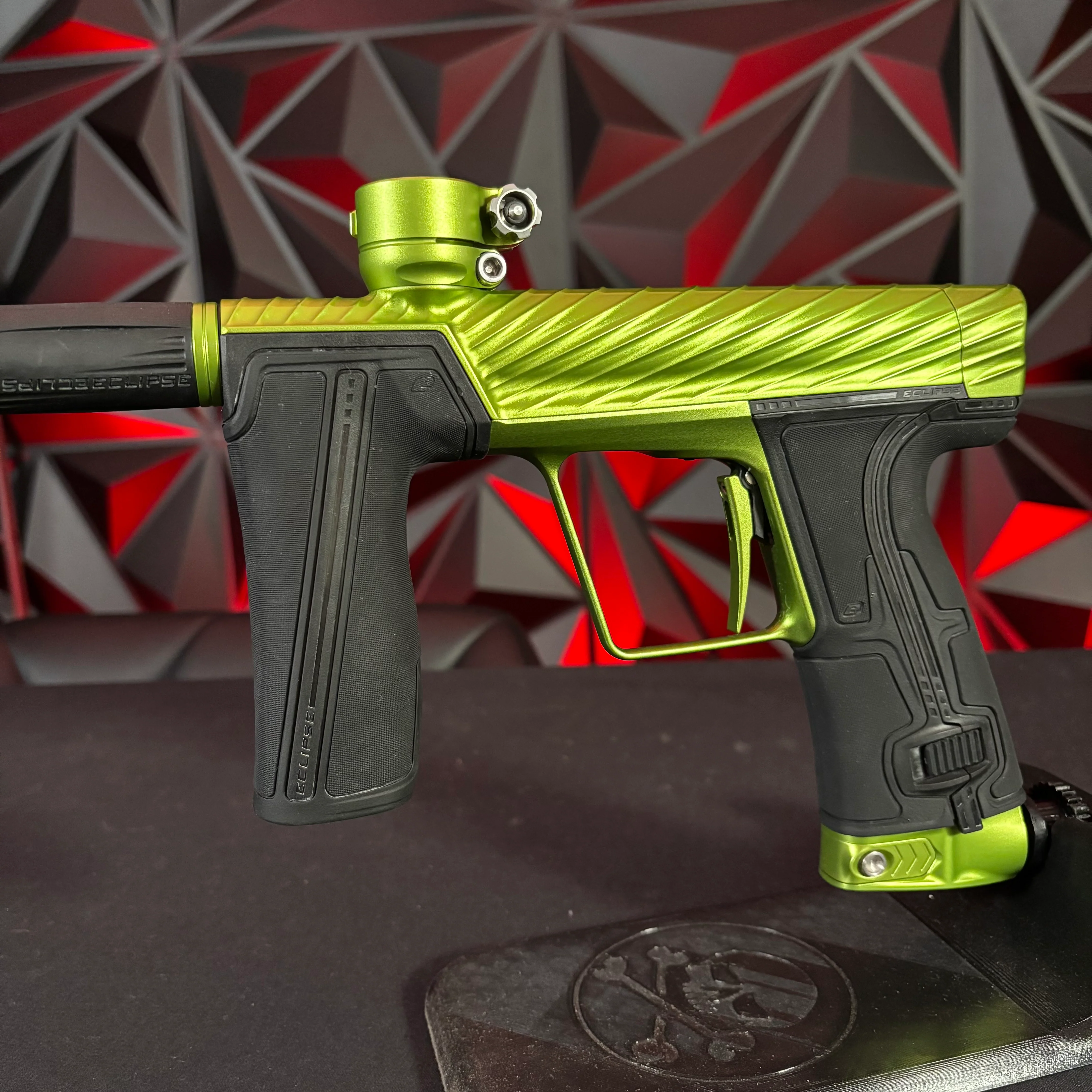 Used Planet Eclipse/Twister Geo R5 Paintball Marker - Fallout (Lime) - Image 3