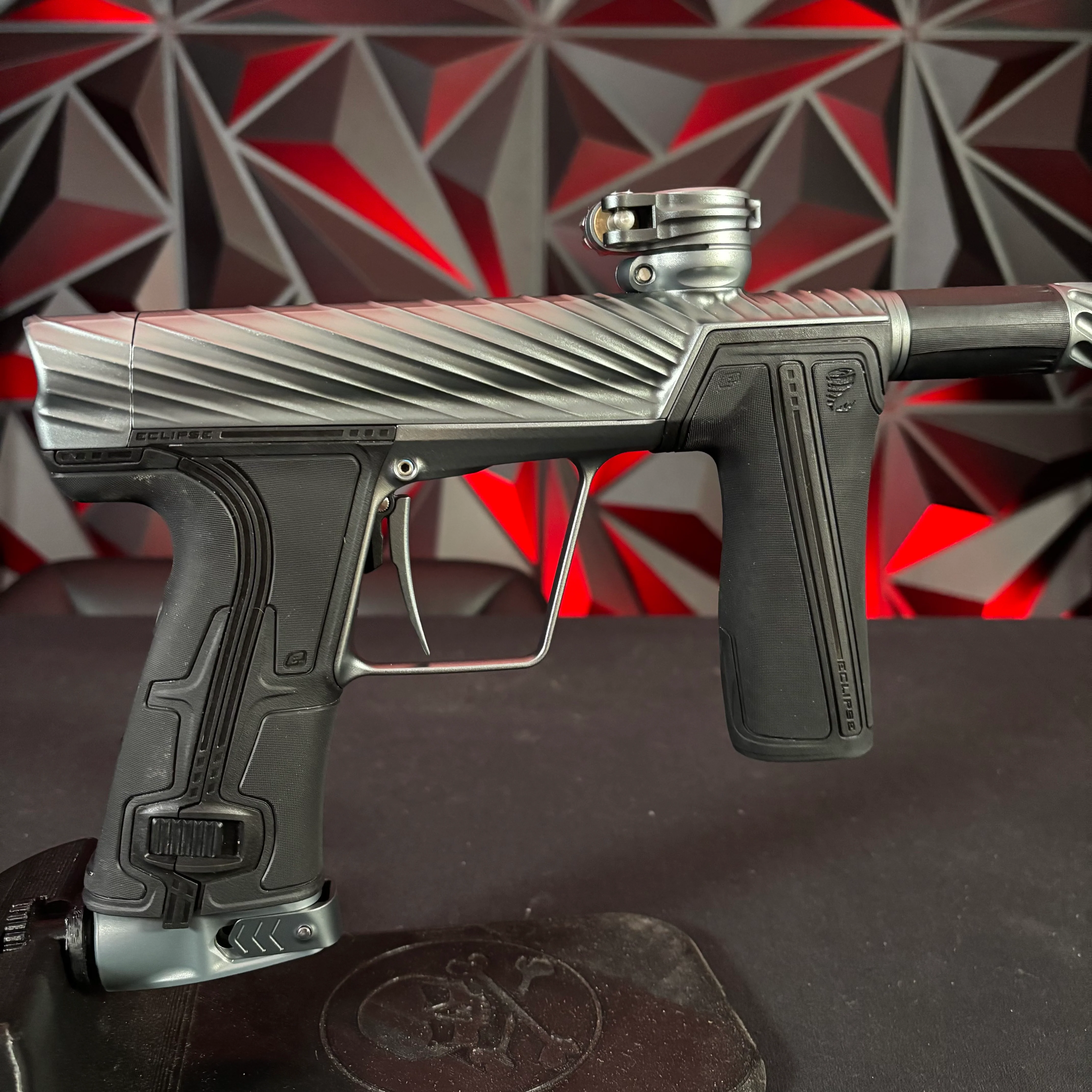 Used Planet Eclipse/Twister Geo R5 Paintball Marker - Graphite - Image 2