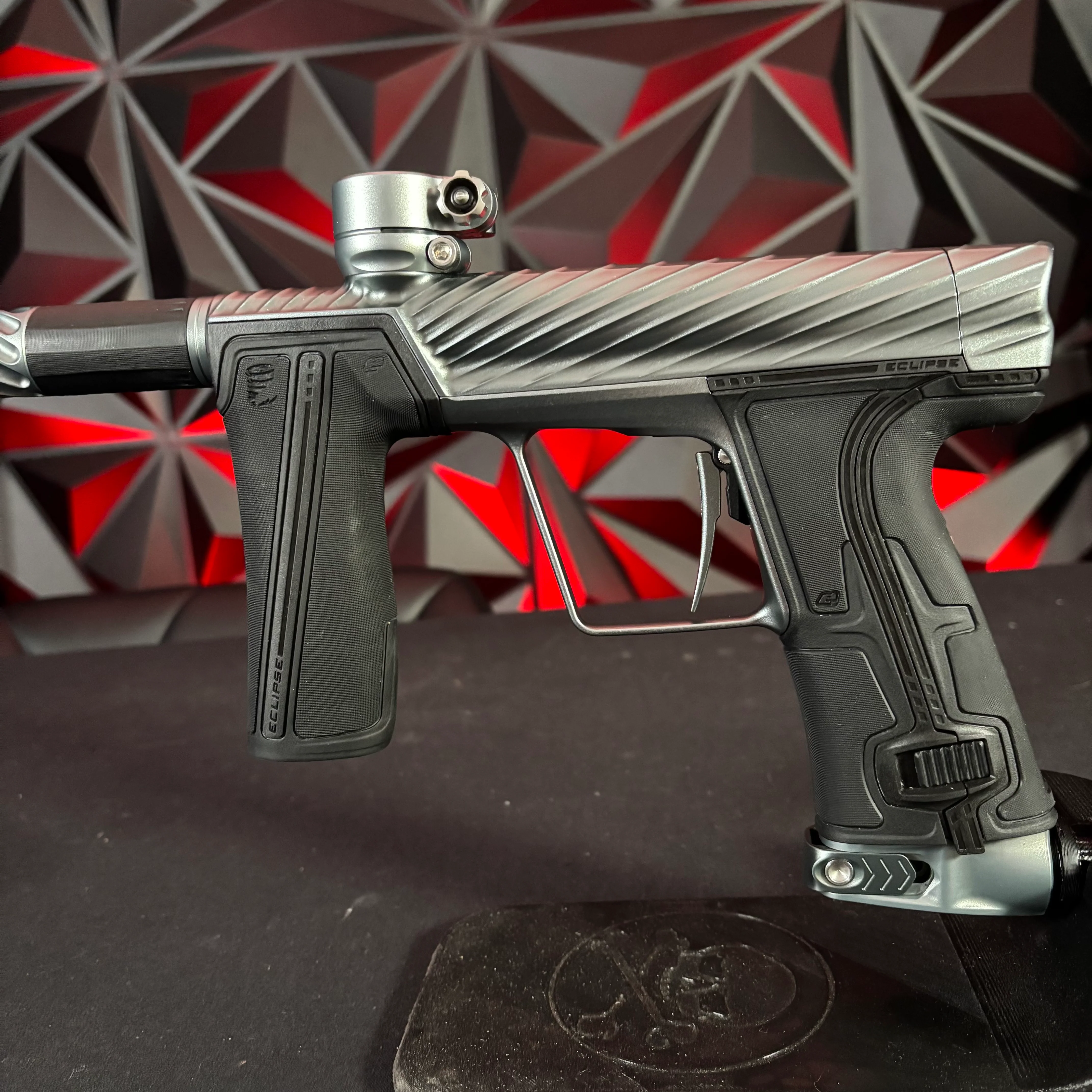 Used Planet Eclipse/Twister Geo R5 Paintball Marker - Graphite - Image 3