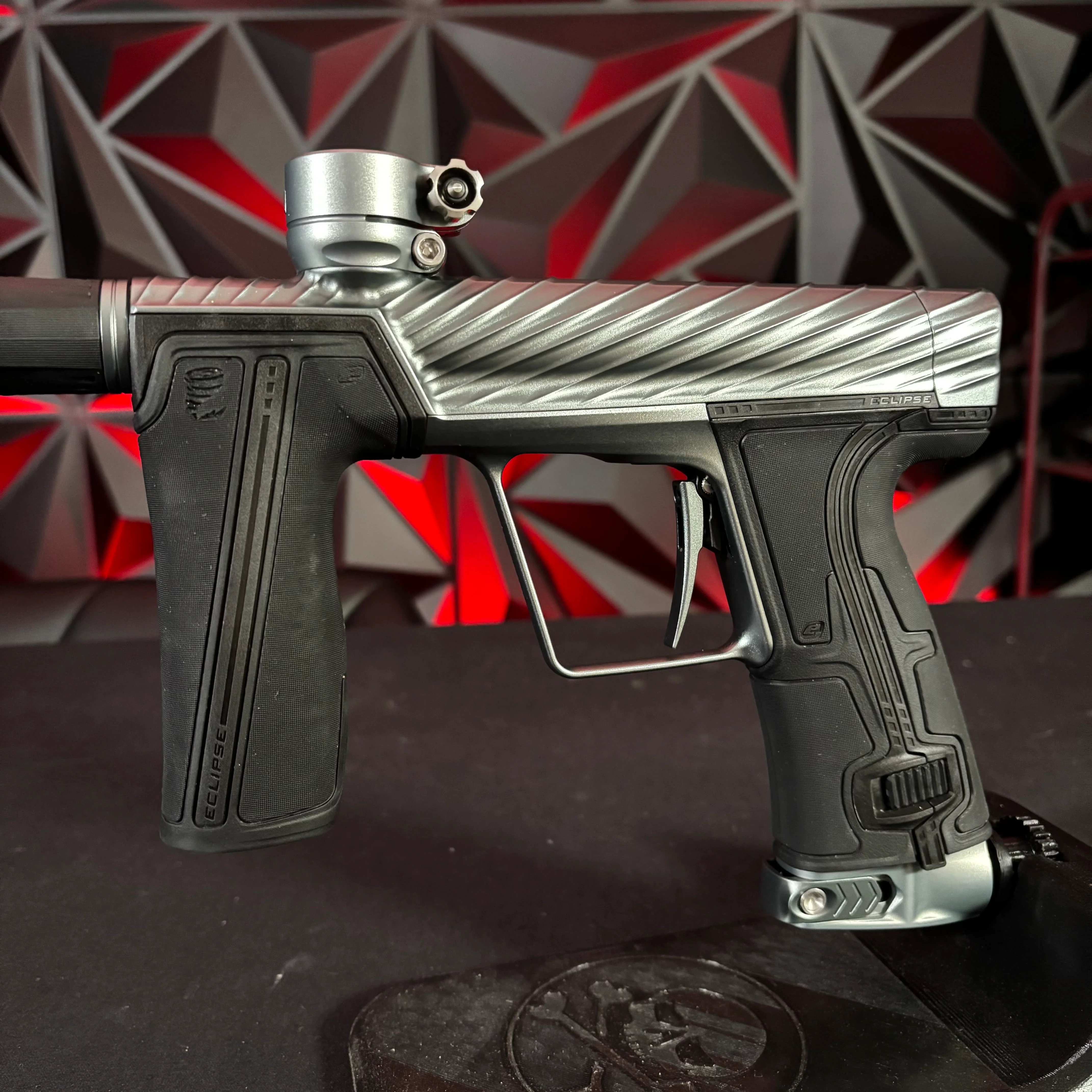 Used Planet Eclipse/Twister Geo R5 Paintball Marker - Graphite - Image 5