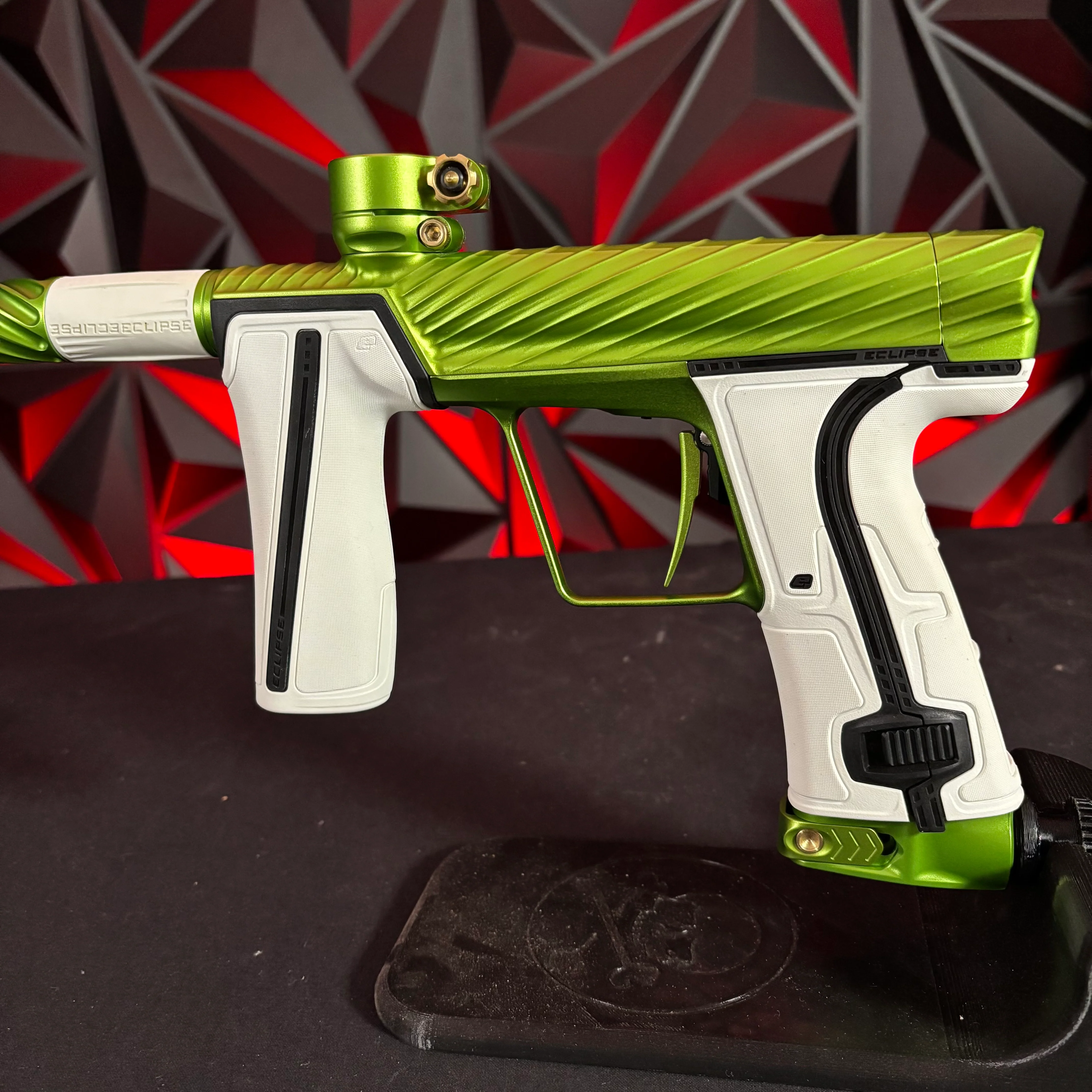 Used Planet Eclipse/Twister Geo R5 Paintball Marker - Lucky/w Splash tip (ark anno) - Image 4