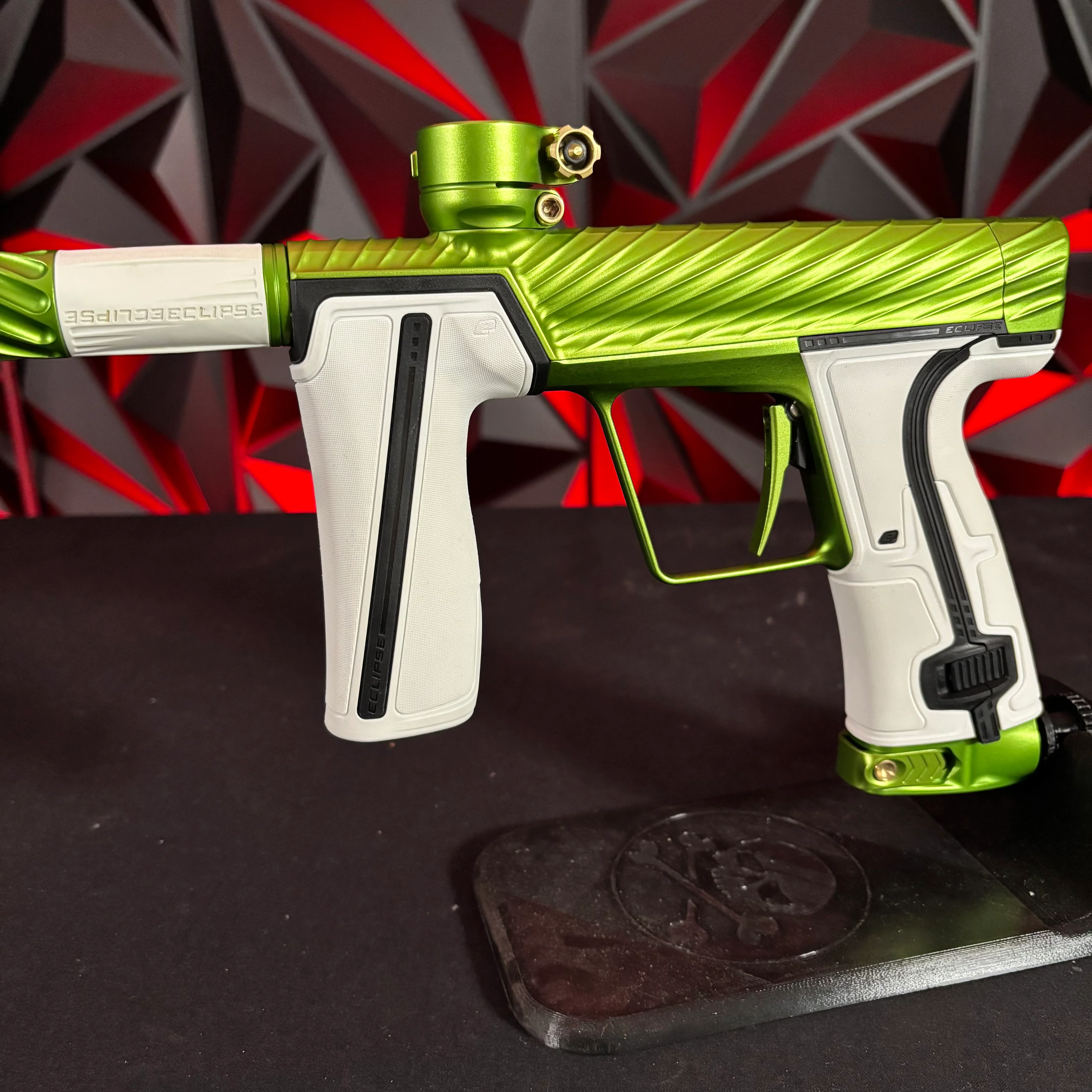 Used Planet Eclipse/Twister Geo R5 Paintball Marker - Lucky/w Splash tip (ark anno) - Image 5
