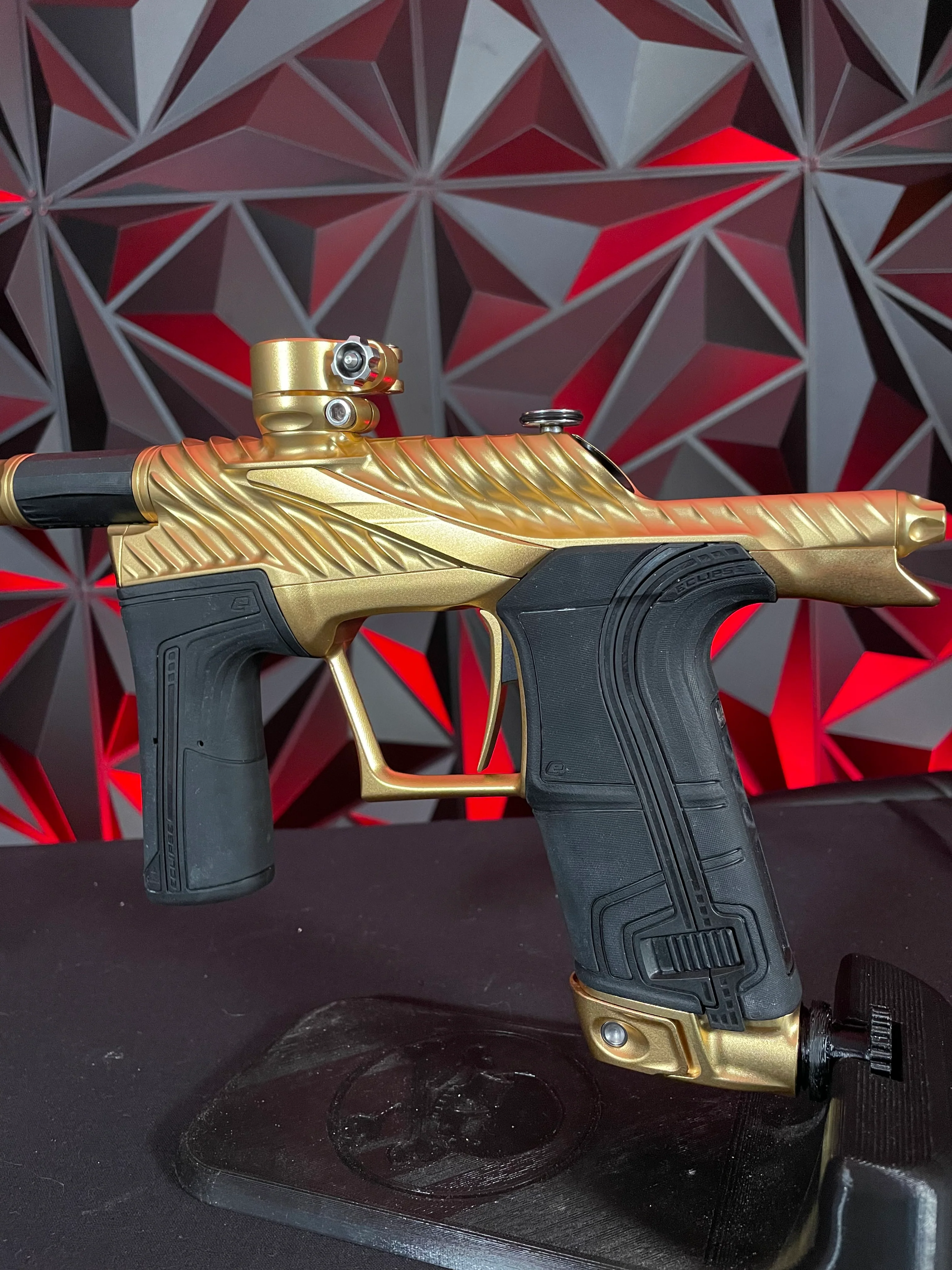 Used Planet Eclipse Twister LV2 Paintball Marker - Spectrum (All Gold) - Image 2