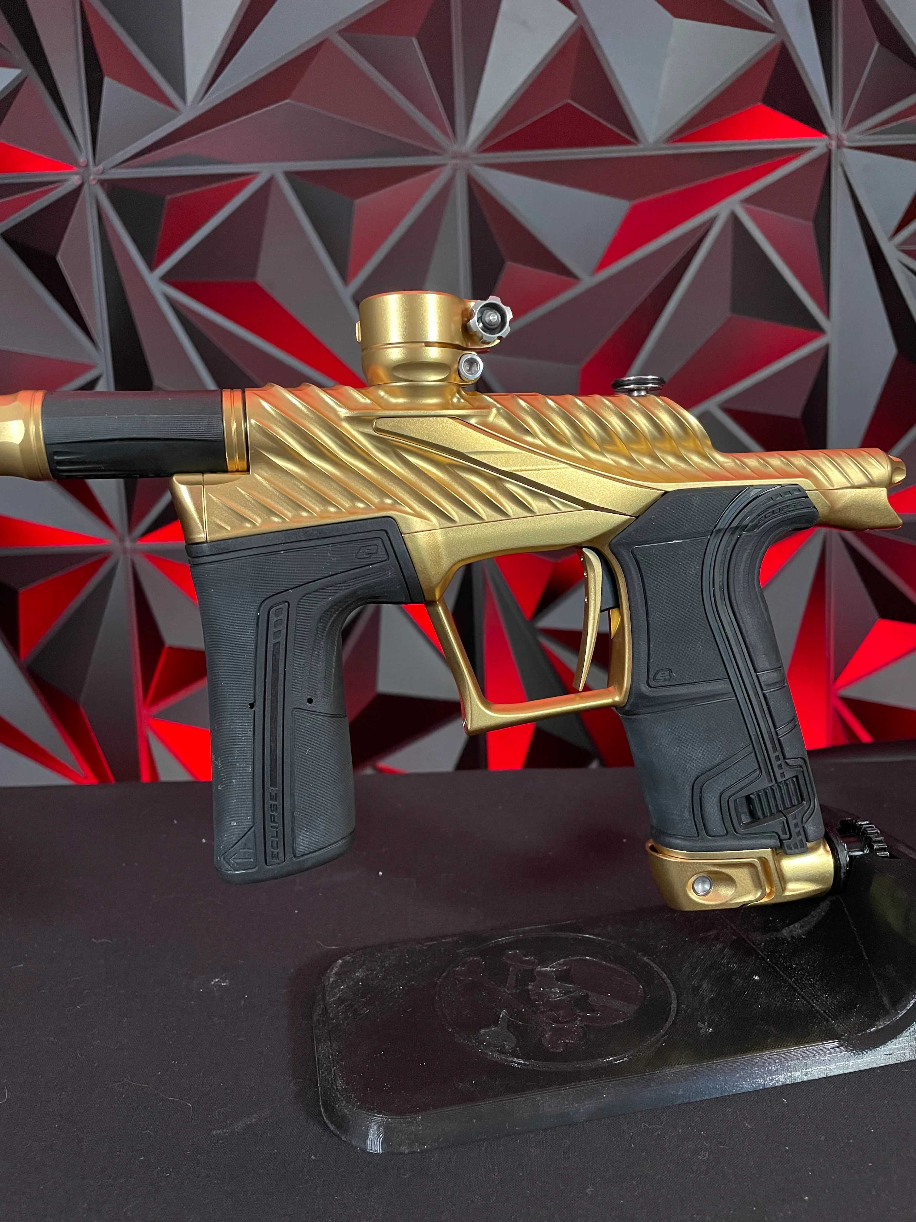 Used Planet Eclipse Twister LV2 Paintball Marker - Spectrum (All Gold) - Image 4
