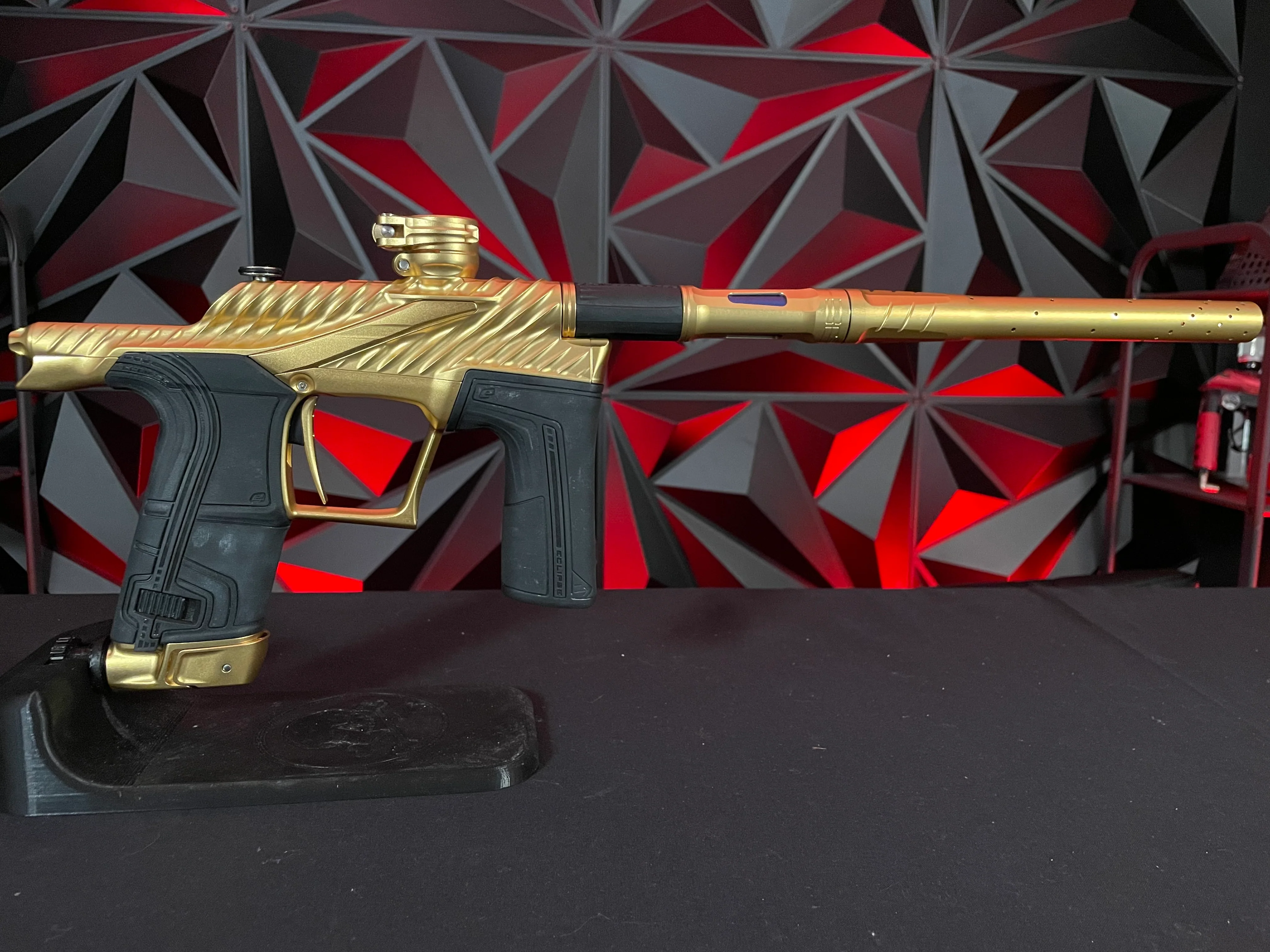 Used Planet Eclipse Twister LV2 Paintball Marker - Spectrum (All Gold) - Image 5